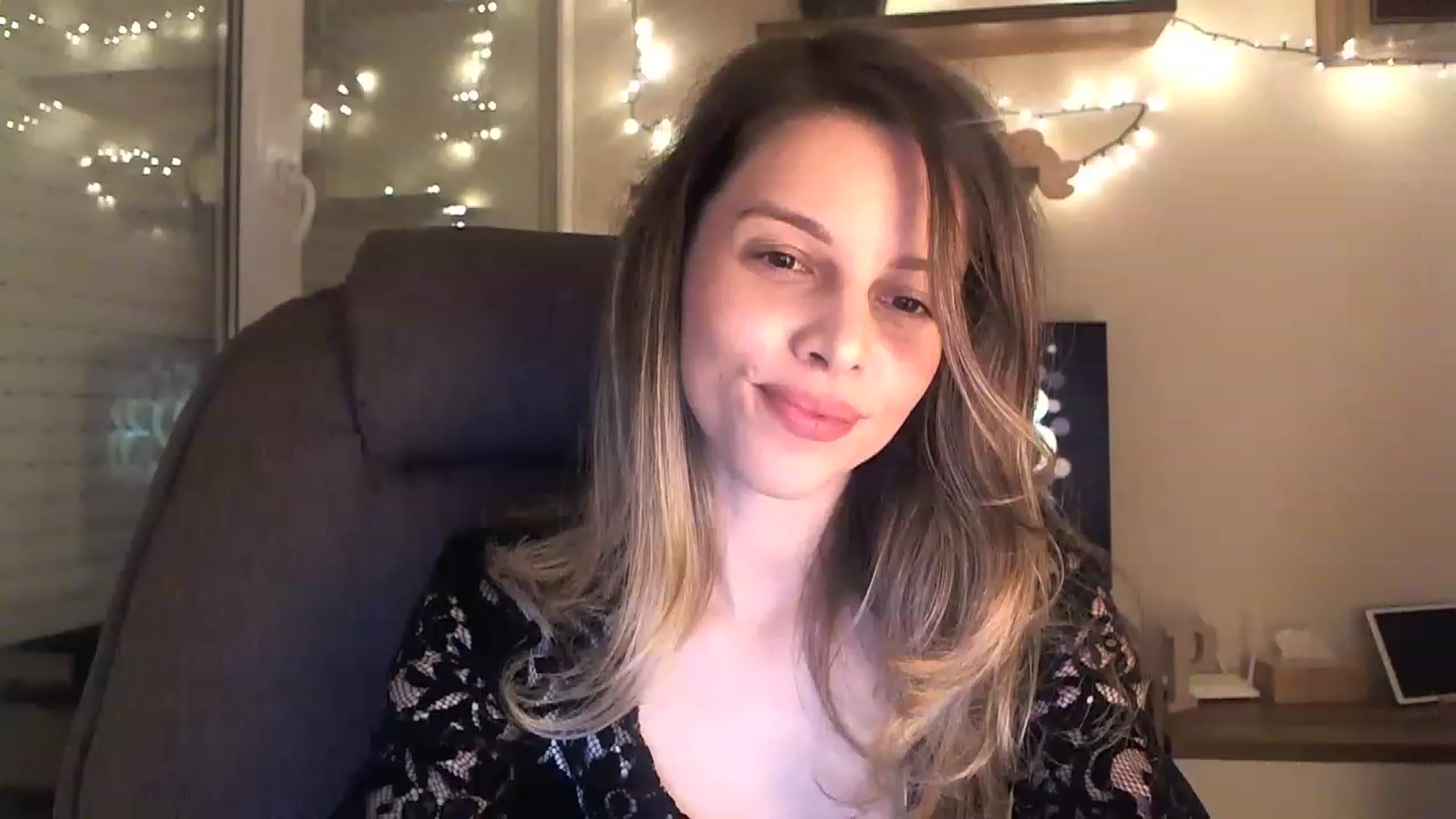 Gallery image thumbnail from Heaven_hot's myfreecams stream on, 12/31/2022, 17:23 image 5 of 20