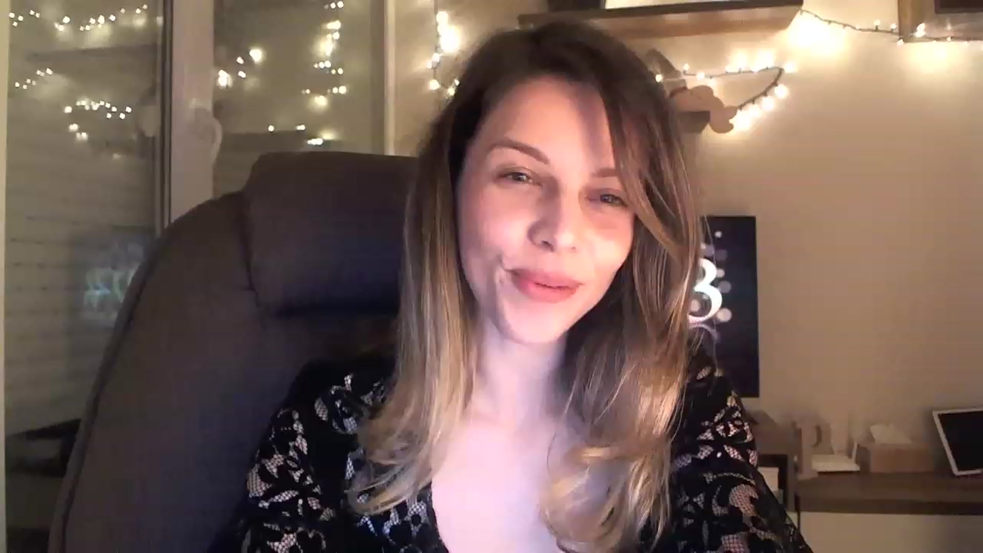 Gallery image thumbnail from Heaven_hot's myfreecams stream on, 12/31/2022, 17:23 image 18 of 20