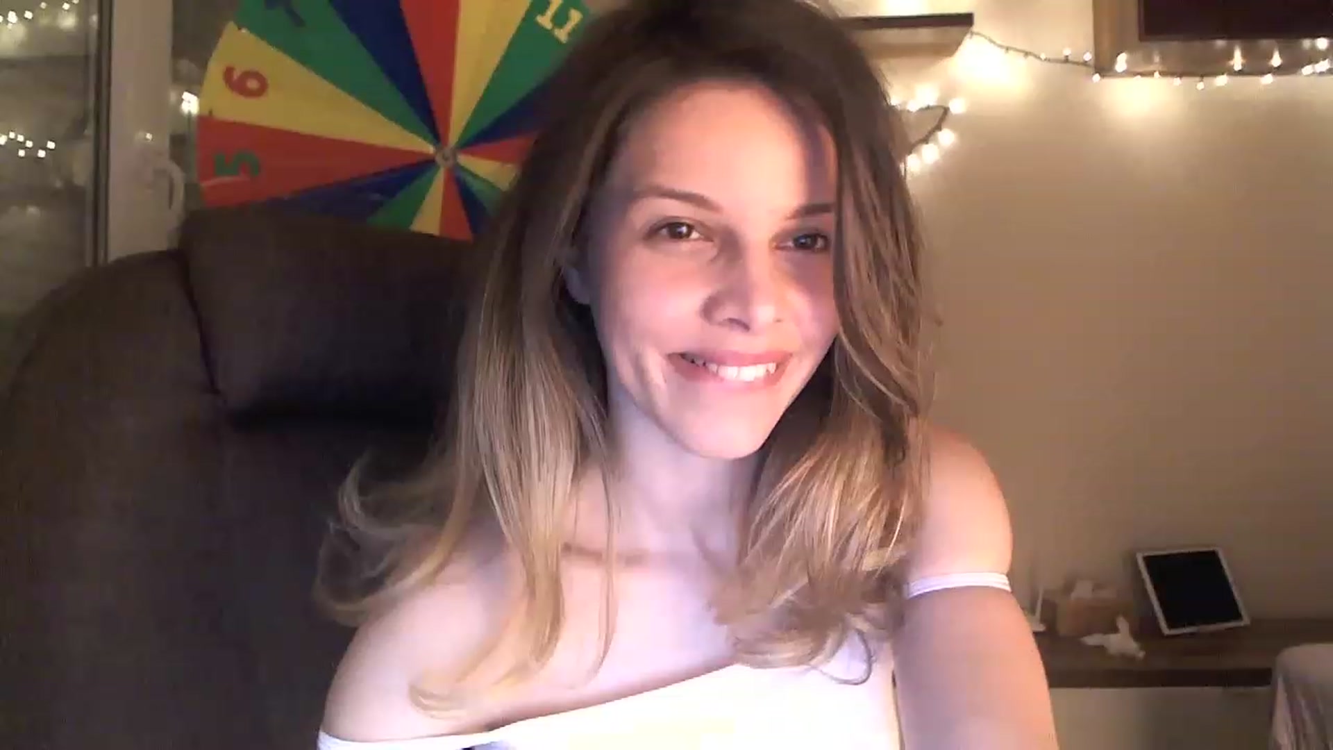 Gallery image thumbnail from Heaven_hot's myfreecams stream on, 01/01/2023, 16:59 image 13 of 20