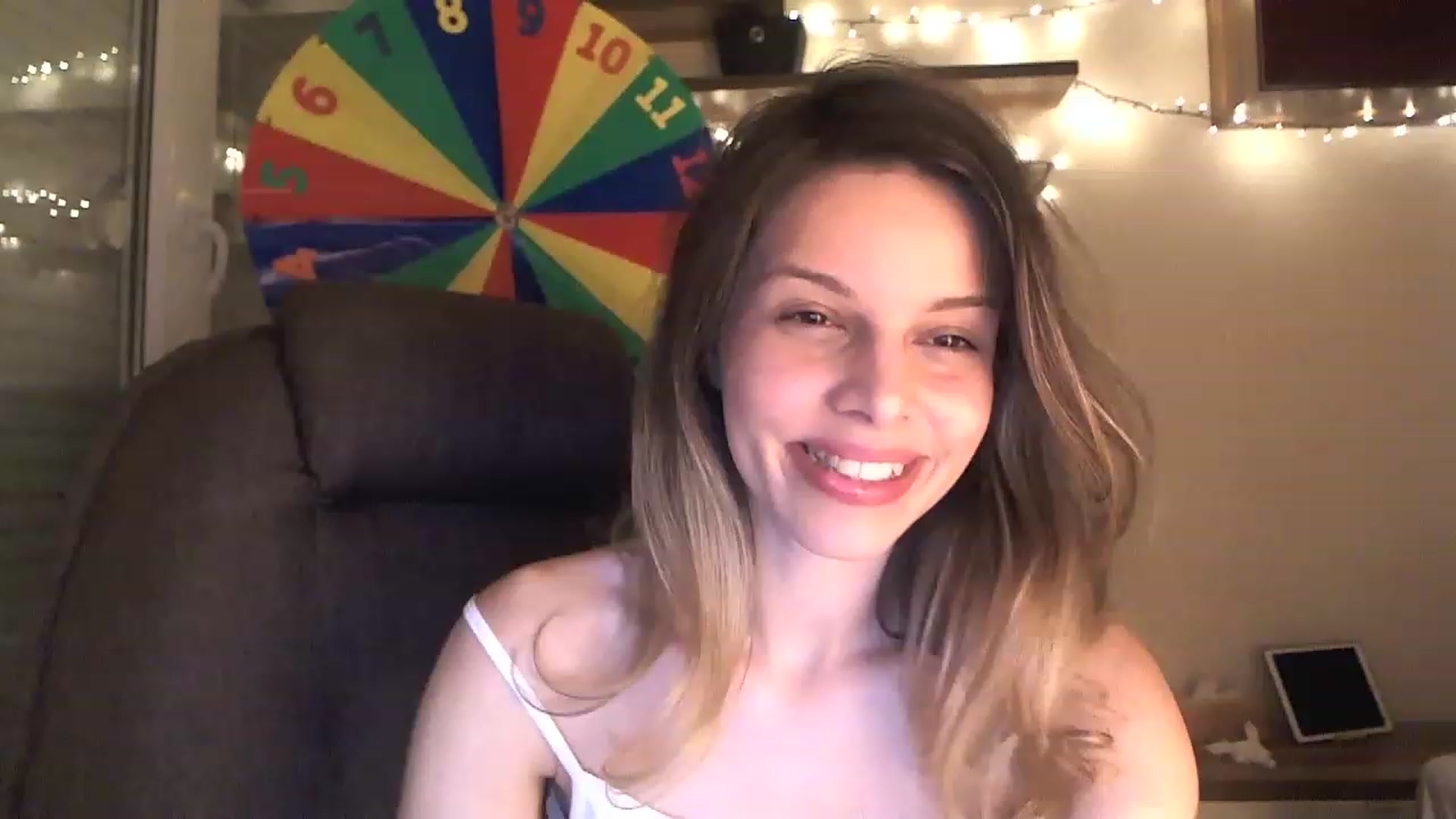 Gallery image thumbnail from Heaven_hot's myfreecams stream on, 01/01/2023, 16:59 image 11 of 20