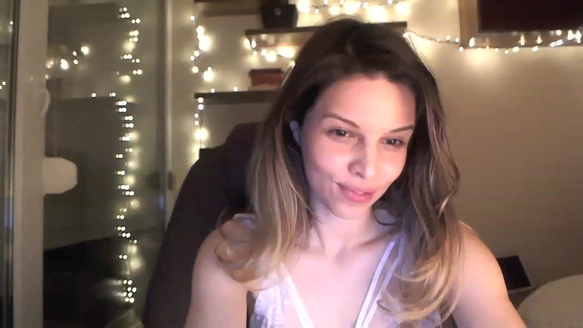 Gallery image thumbnail from Heaven_hot's myfreecams stream on, 01/02/2023, 18:09 image 17 of 20