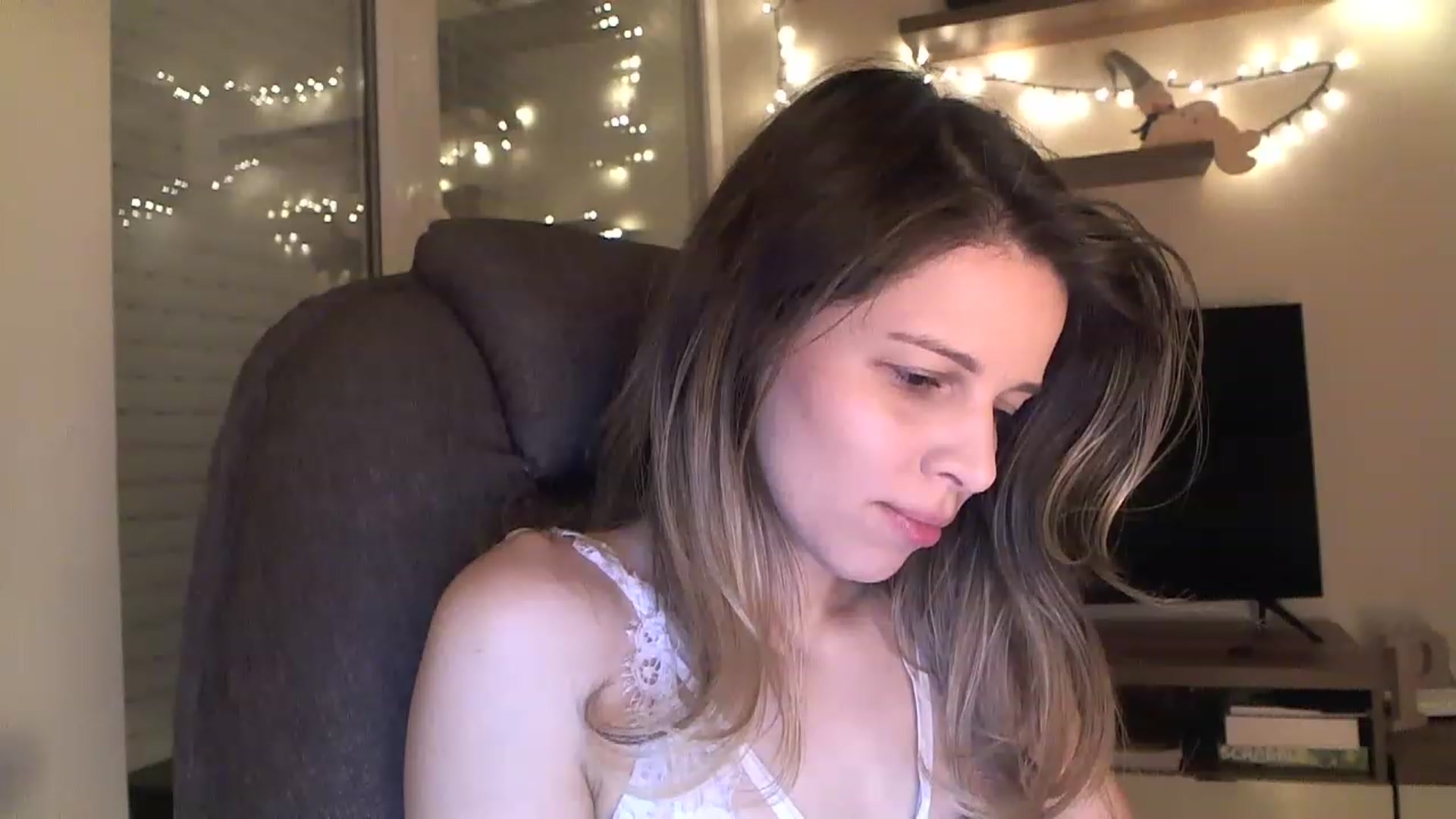 Gallery image thumbnail from Heaven_hot's myfreecams stream on, 01/02/2023, 18:09 image 20 of 20