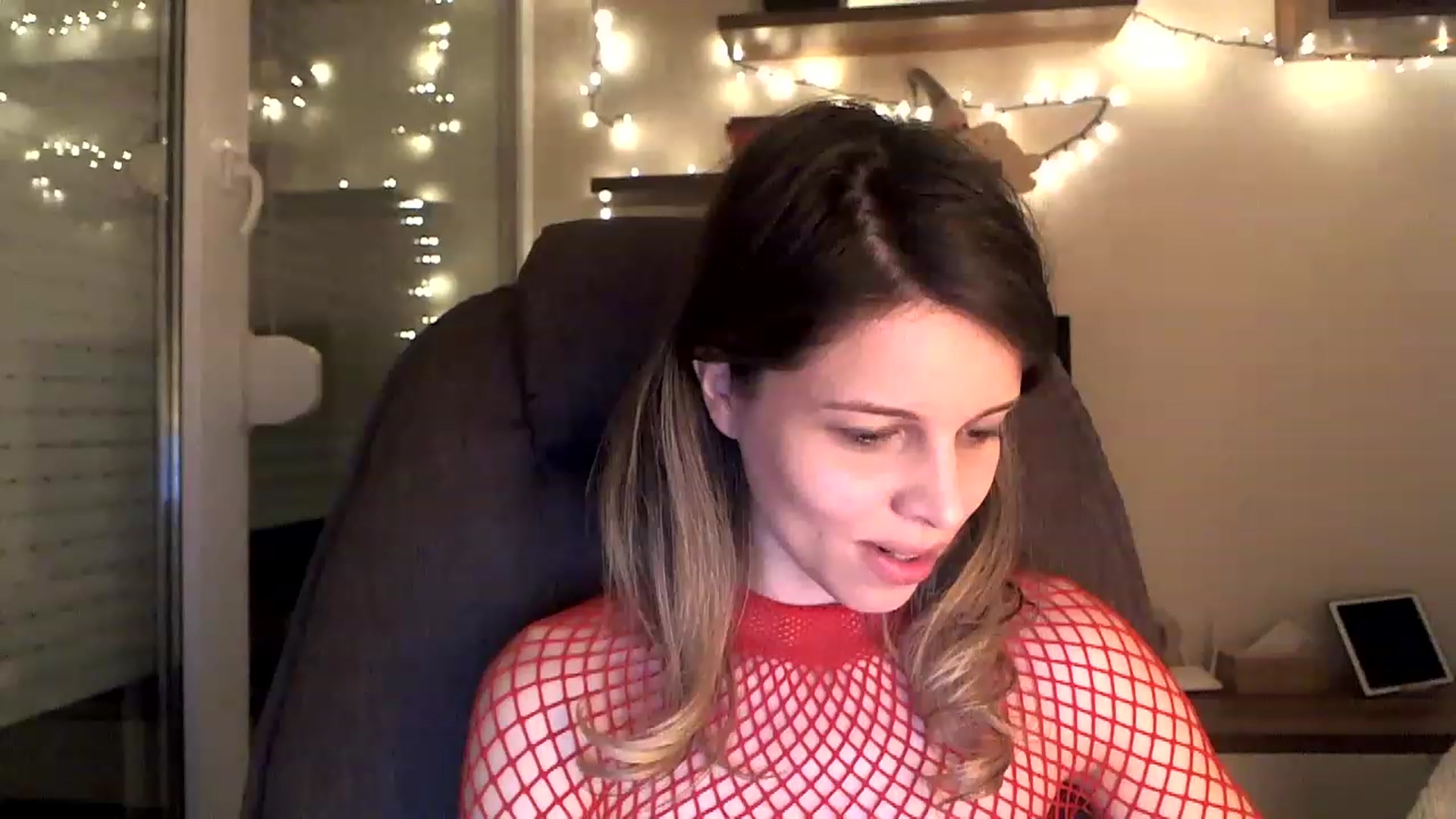 Gallery image thumbnail from Heaven_hot's myfreecams stream on, 01/03/2023, 17:59 image 8 of 20