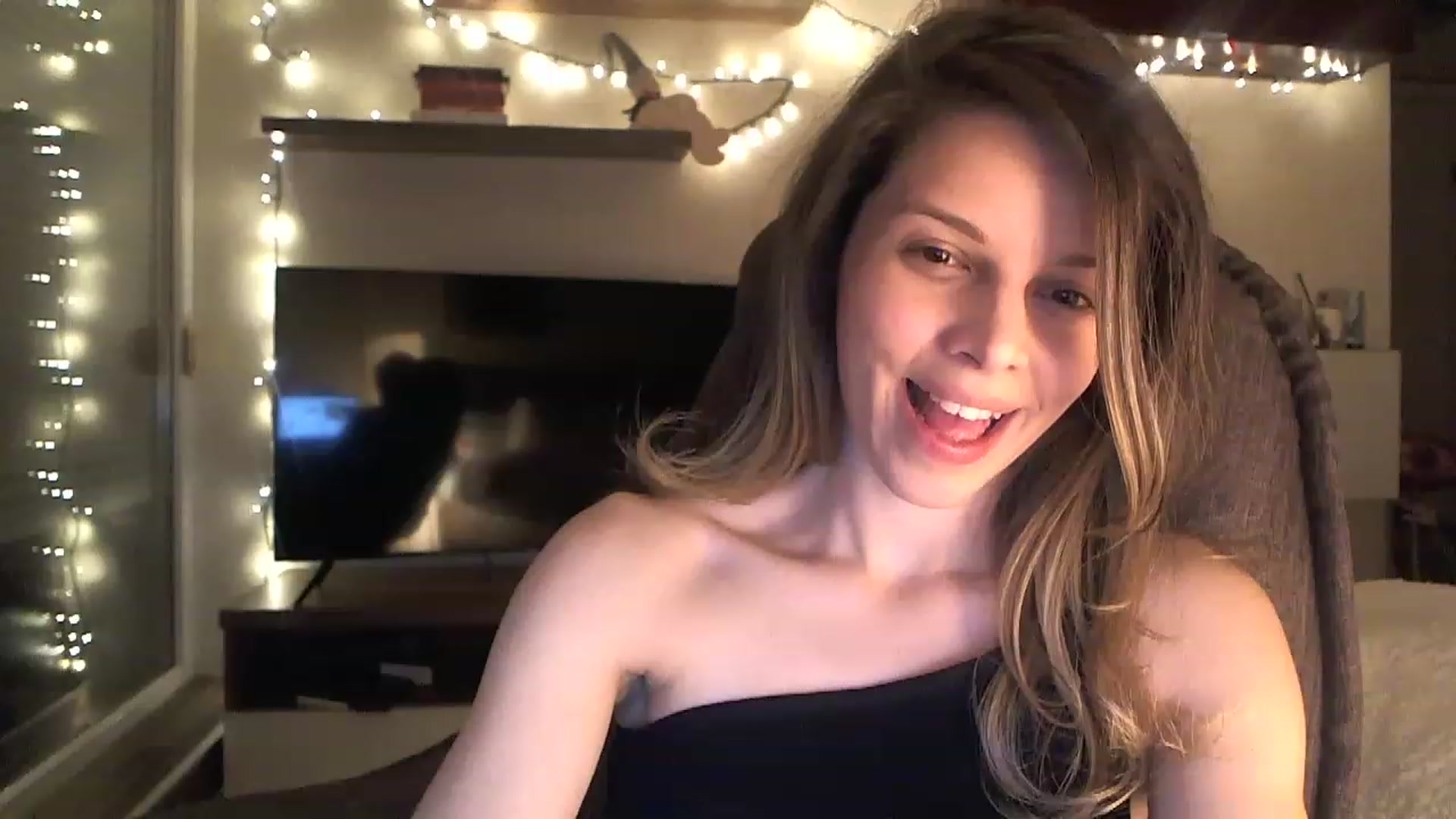 Gallery image thumbnail from Heaven_hot's myfreecams stream on, 01/04/2023, 19:01 image 2 of 20