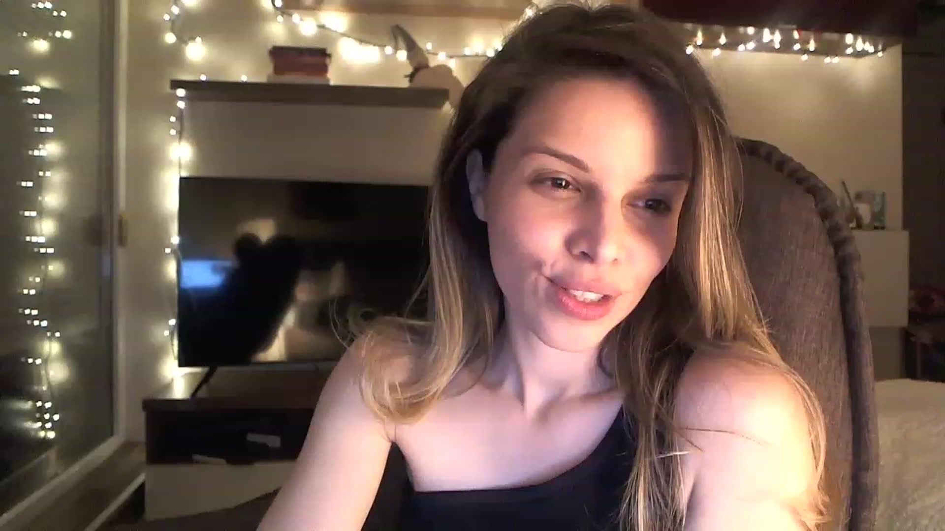 Gallery image thumbnail from Heaven_hot's myfreecams stream on, 01/04/2023, 19:01 image 3 of 20