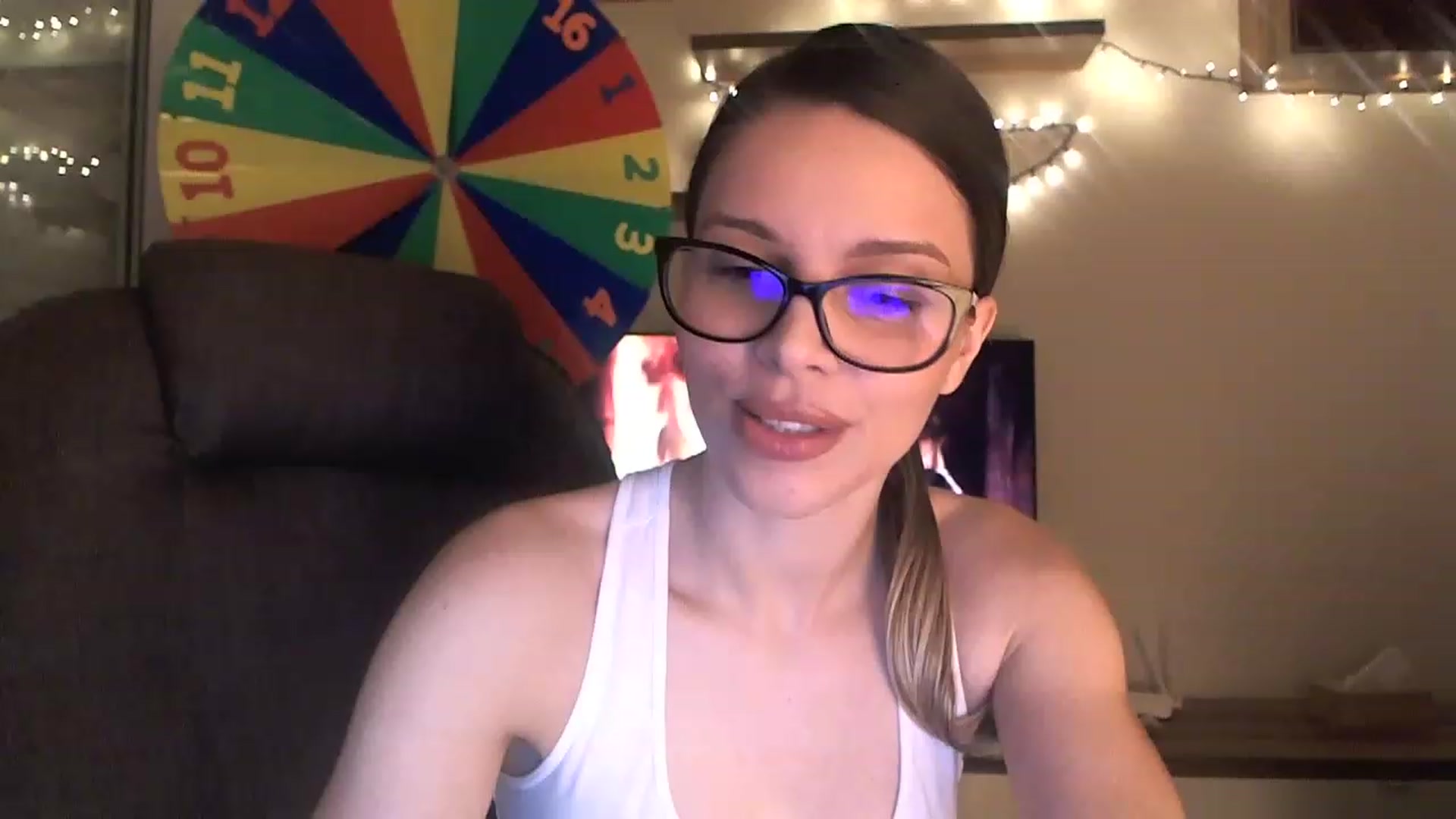 Gallery image thumbnail from Heaven_hot's myfreecams stream on, 01/08/2023, 17:38 image 4 of 20