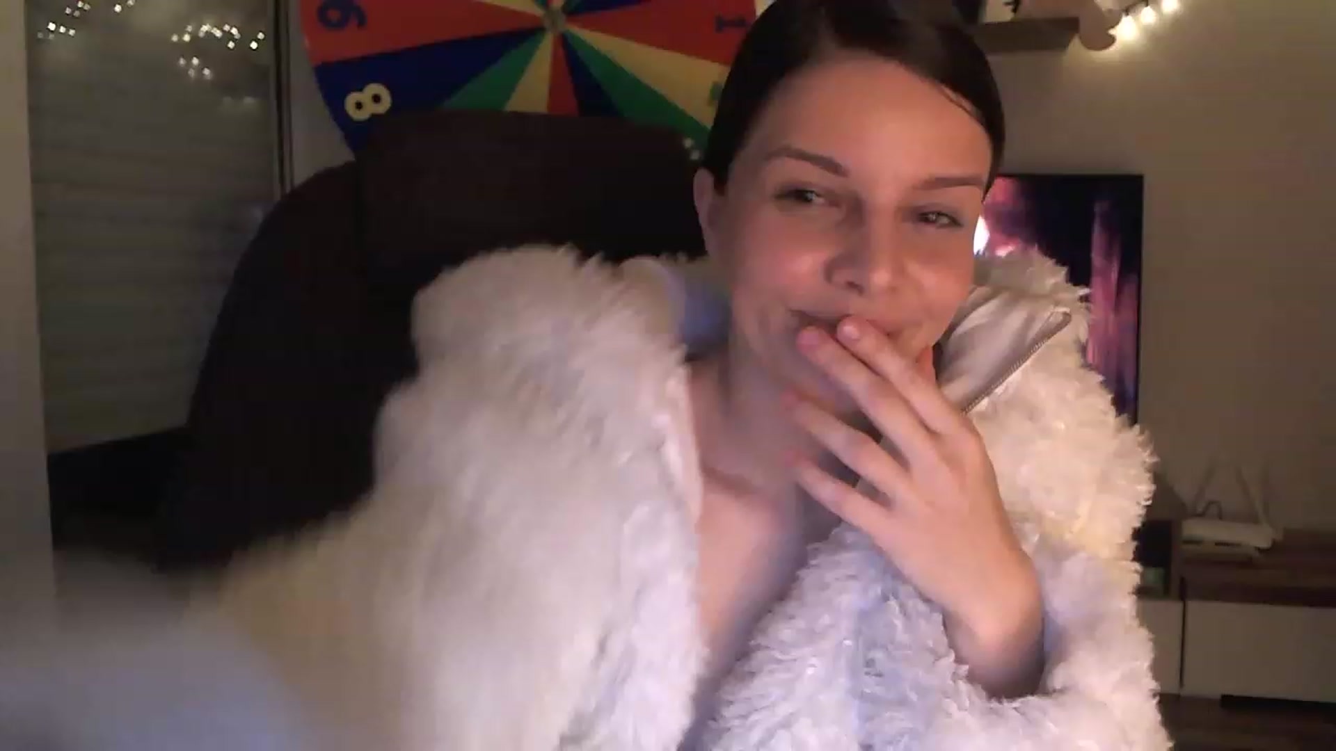 Gallery image thumbnail from Heaven_hot's myfreecams stream on, 01/08/2023, 17:38 image 20 of 20