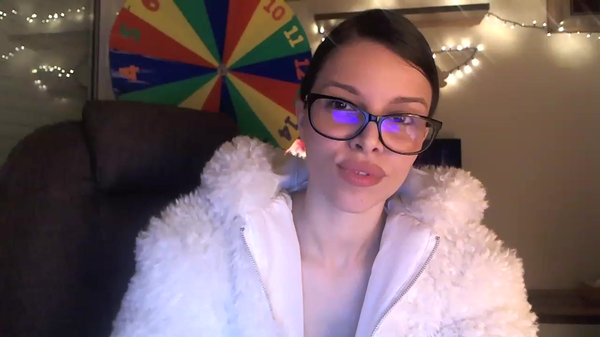 Gallery image thumbnail from Heaven_hot's myfreecams stream on, 01/08/2023, 17:38 image 10 of 20