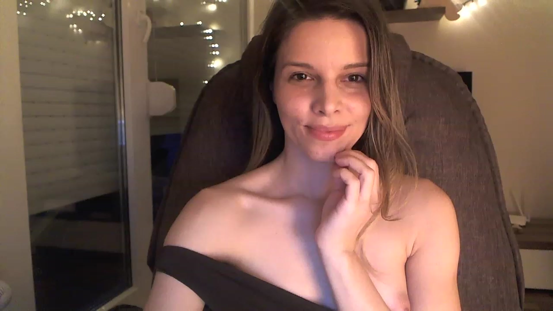 Gallery image thumbnail from Heaven_hot's myfreecams stream on, 01/12/2023, 16:53 image 2 of 20