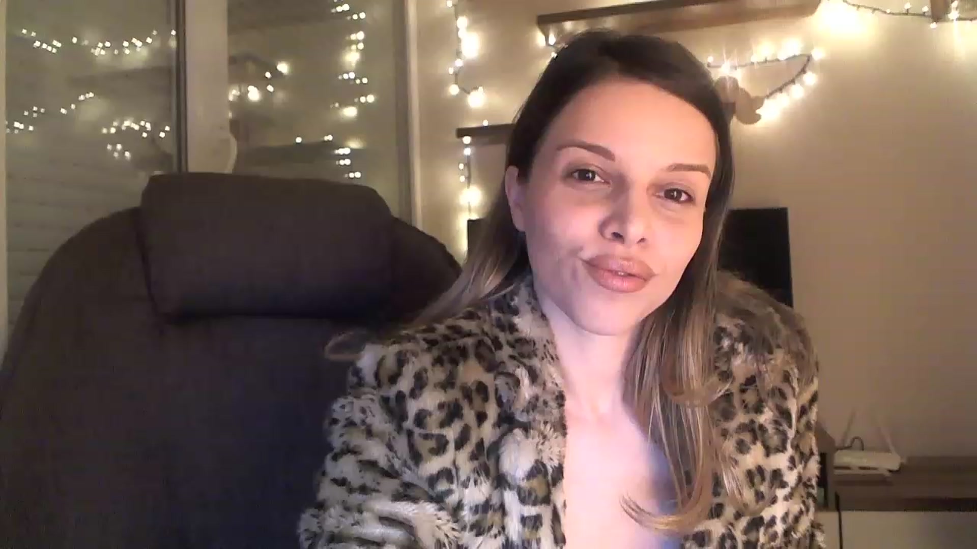 Gallery image thumbnail from Heaven_hot's myfreecams stream on, 01/13/2023, 19:21 image 4 of 20