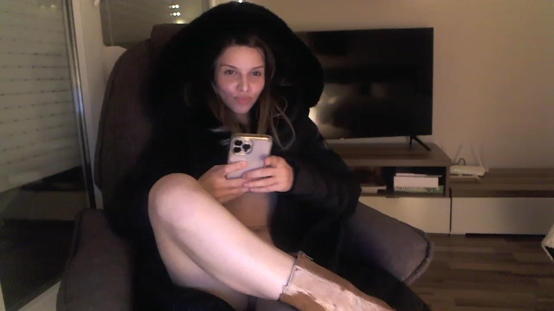 Gallery image thumbnail from Heaven_hot's myfreecams stream on, 01/13/2023, 19:21 image 17 of 20