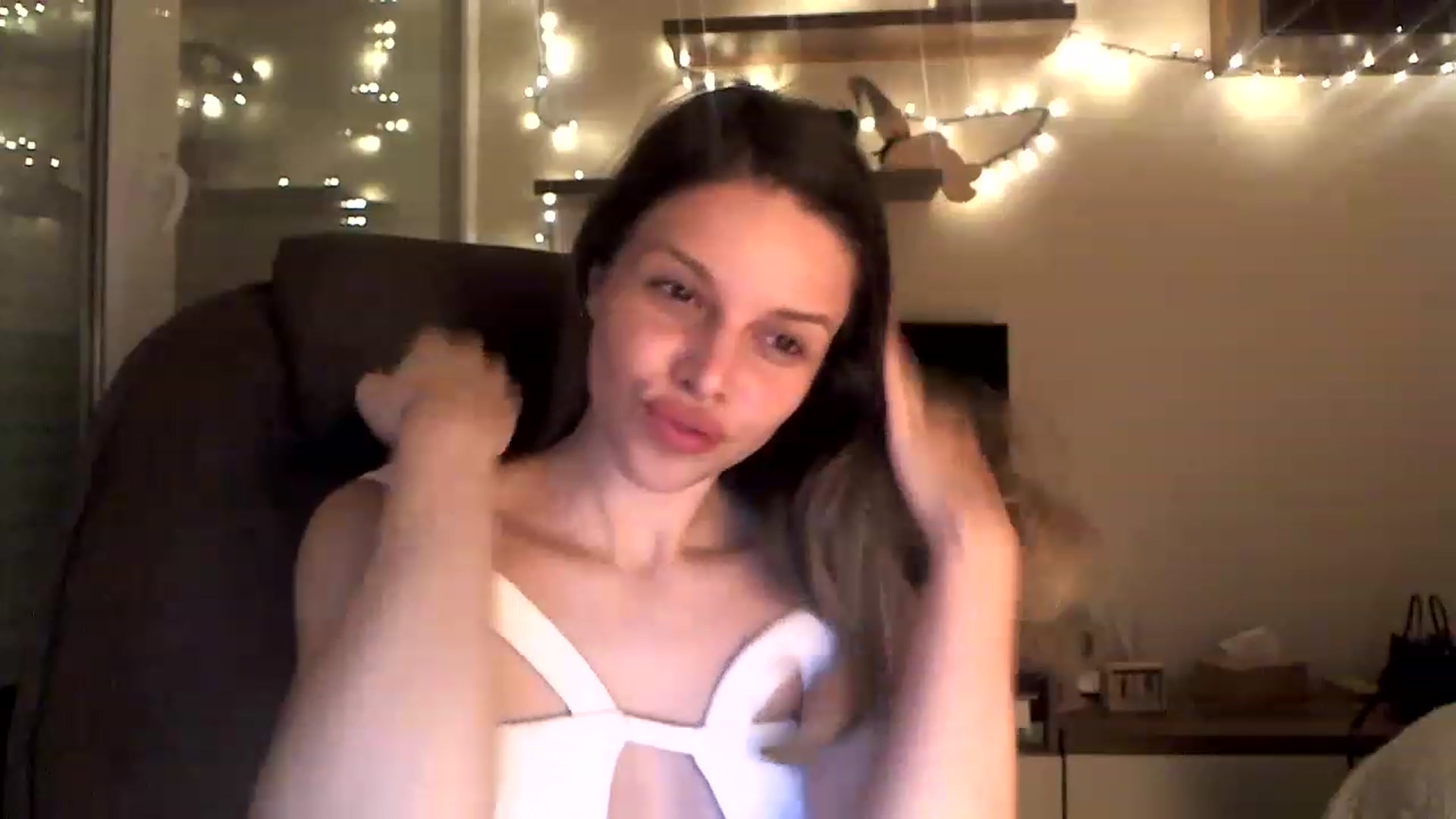 Gallery image thumbnail from Heaven_hot's myfreecams stream on, 01/15/2023, 16:29 image 20 of 20