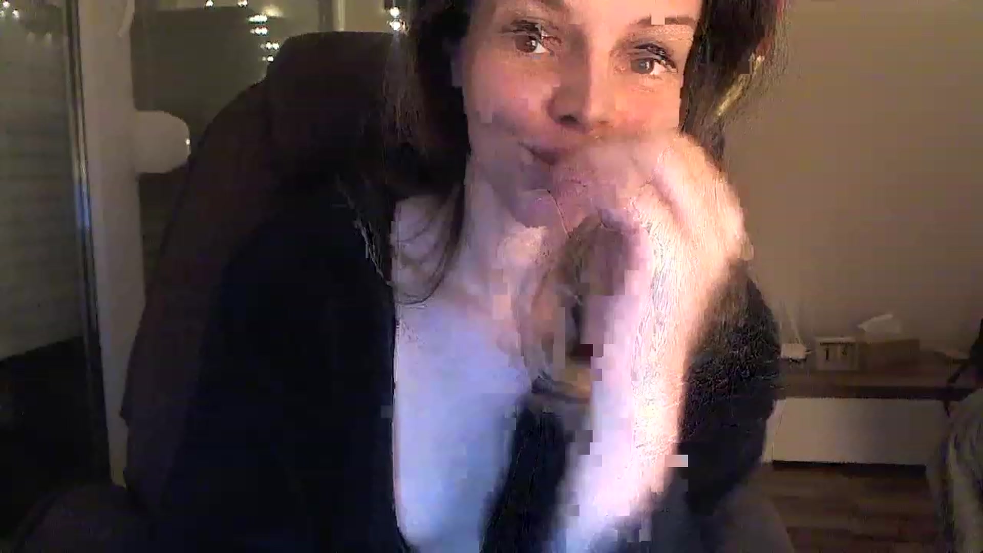 Gallery image thumbnail from Heaven_hot's myfreecams stream on, 01/15/2023, 19:01 image 20 of 20