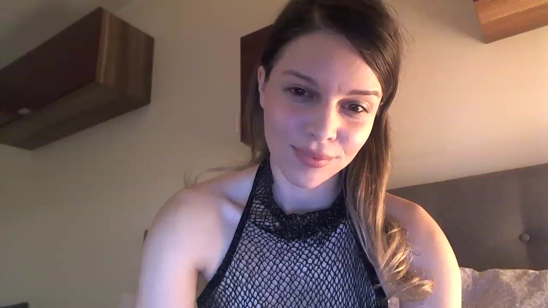 Gallery image thumbnail from Heaven_hot's myfreecams stream on, 01/19/2023, 17:32 image 3 of 20