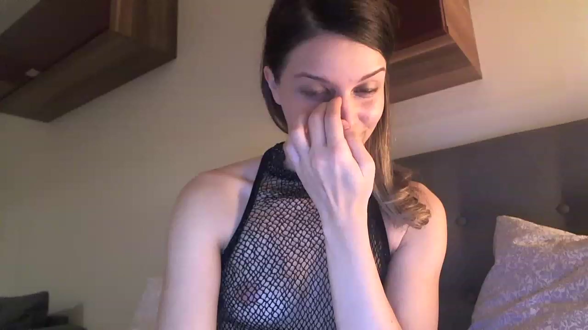 Gallery image thumbnail from Heaven_hot's myfreecams stream on, 01/19/2023, 17:32 image 12 of 20