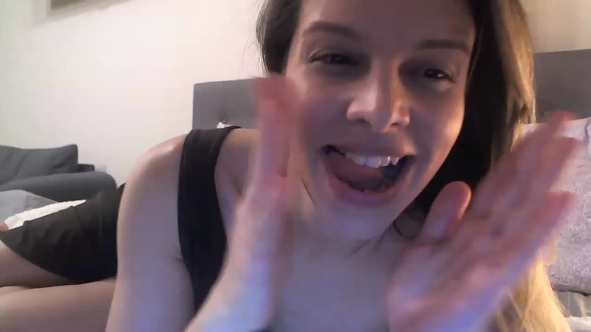 Gallery image thumbnail from Heaven_hot's myfreecams stream on, 01/20/2023, 18:03 image 6 of 20