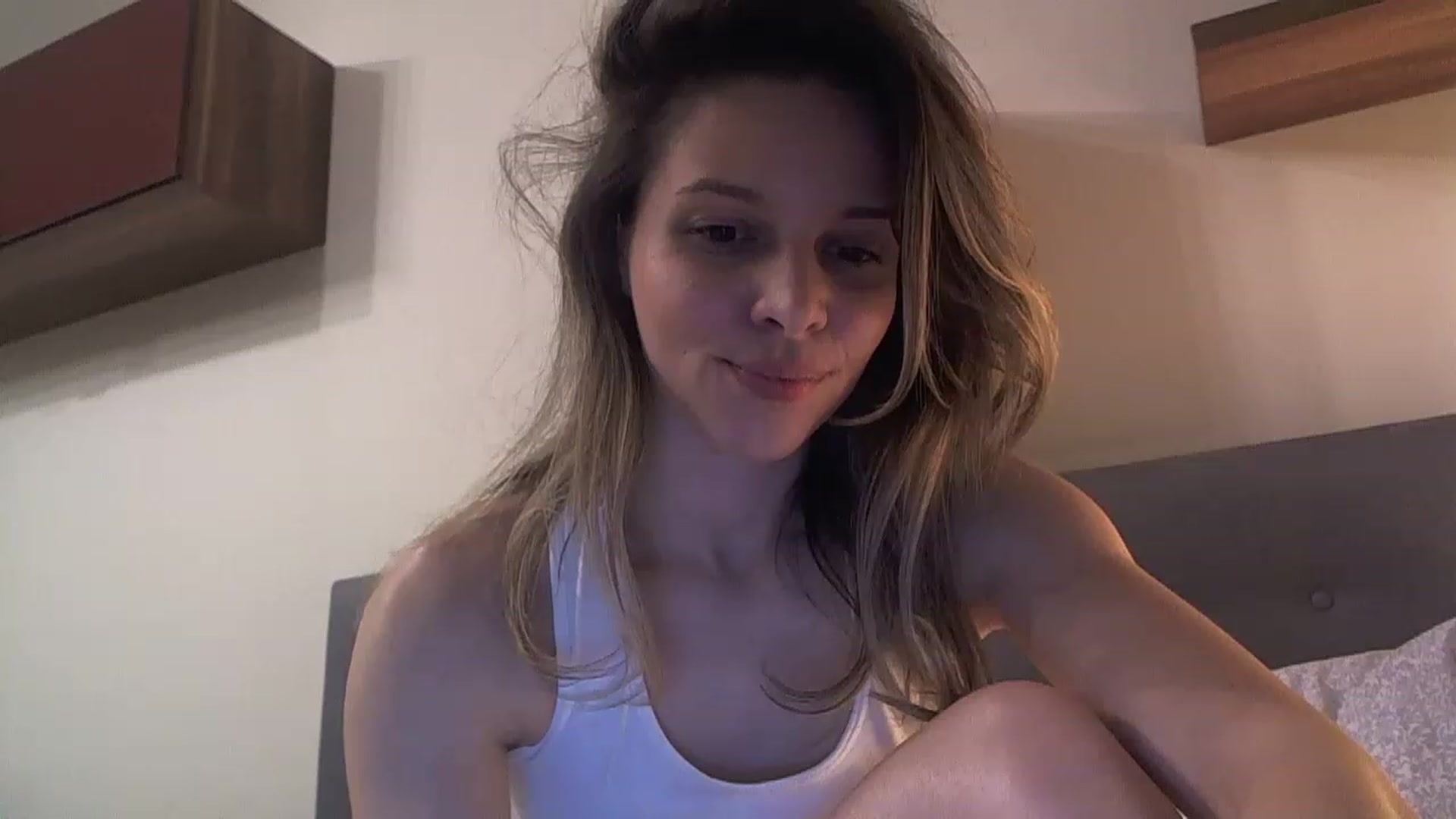 Gallery image thumbnail from Heaven_hot's myfreecams stream on, 01/20/2023, 18:45 image 10 of 20