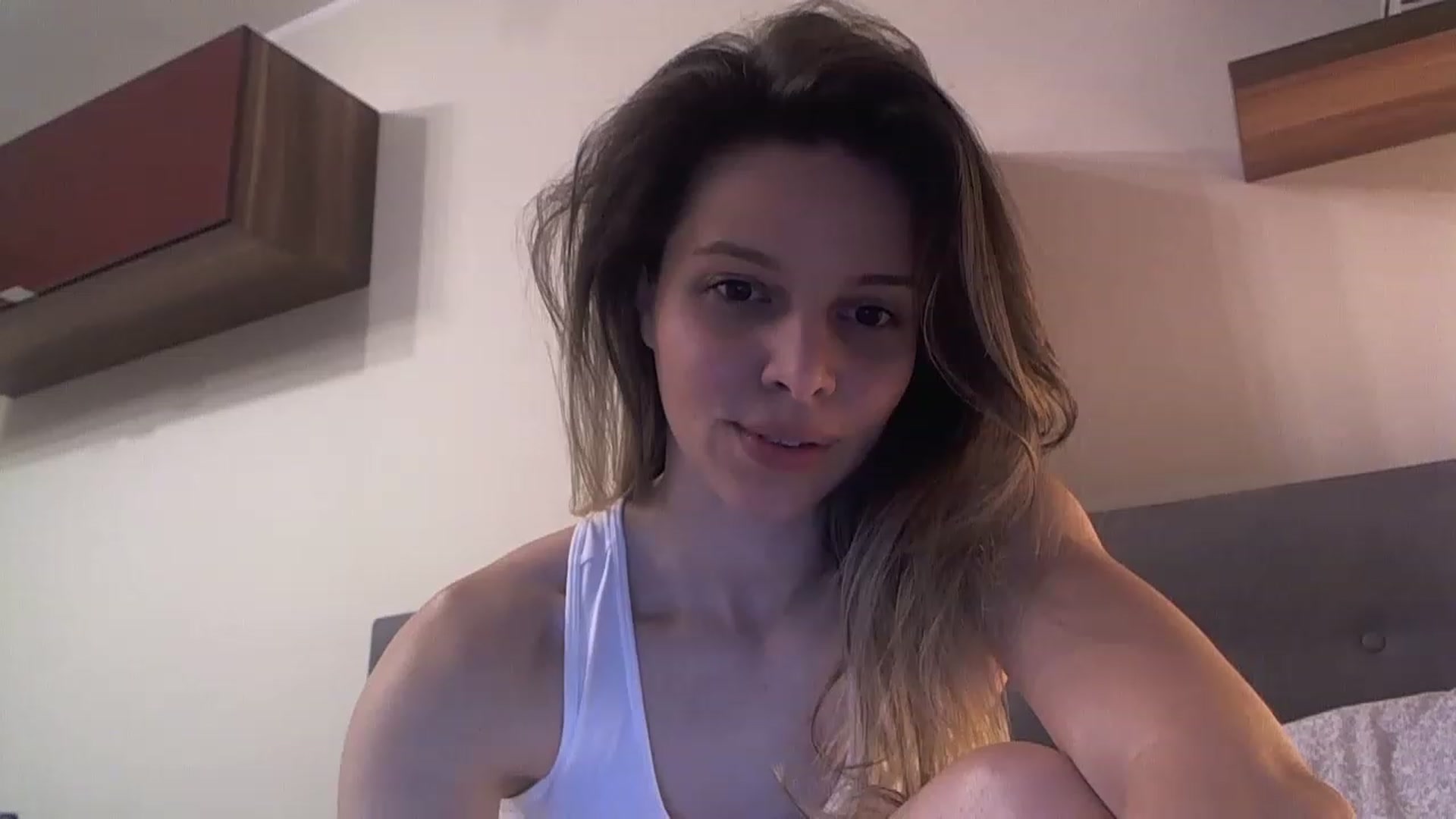 Gallery image thumbnail from Heaven_hot's myfreecams stream on, 01/20/2023, 18:45 image 12 of 20
