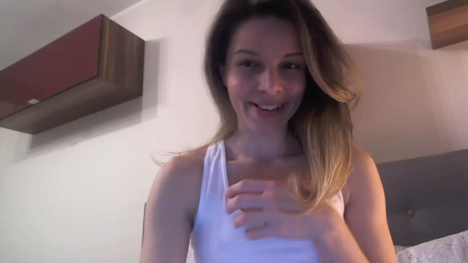 Gallery image thumbnail from Heaven_hot's myfreecams stream on, 01/20/2023, 18:45 image 16 of 20