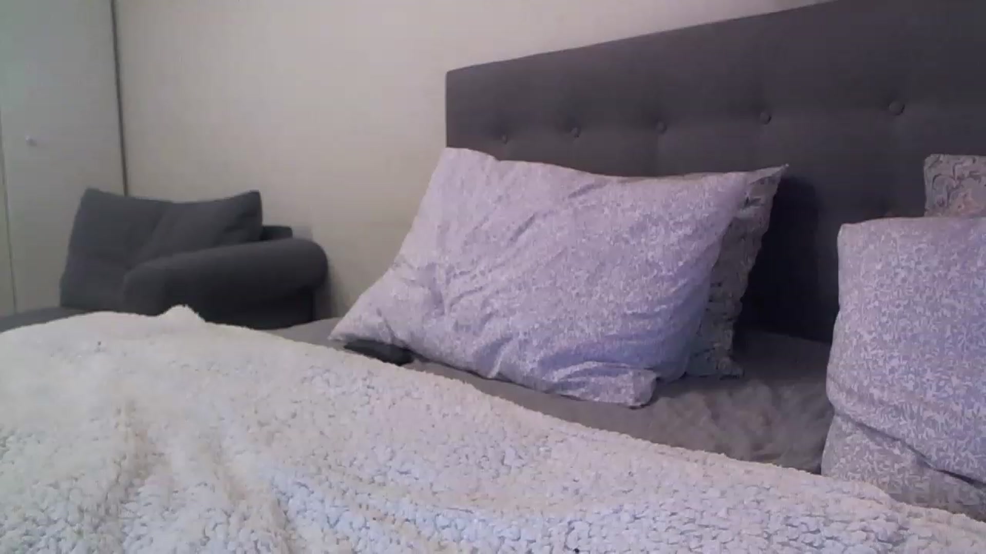 Gallery image thumbnail from Heaven_hot's myfreecams stream on, 01/22/2023, 12:54 image 17 of 20