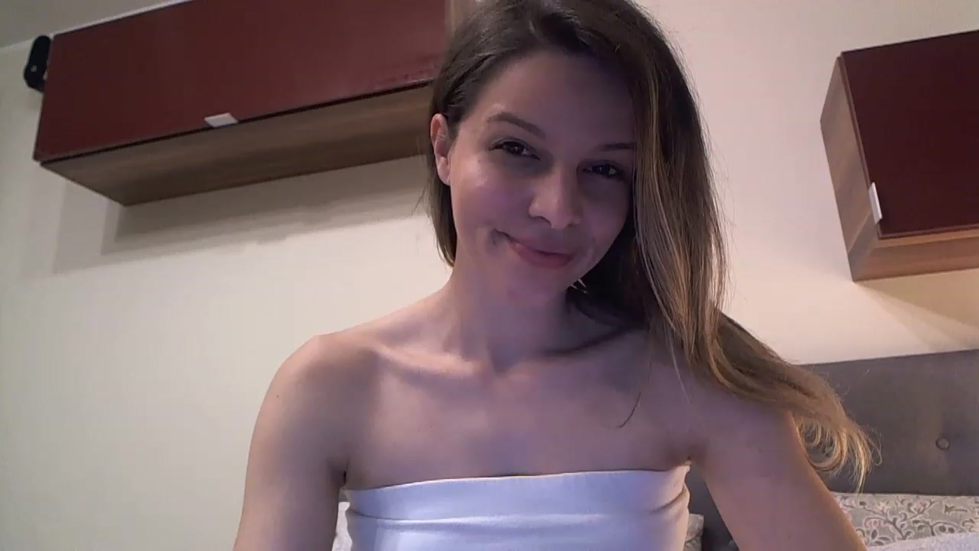 Gallery image thumbnail from Heaven_hot's myfreecams stream on, 01/28/2023, 17:14 image 19 of 20
