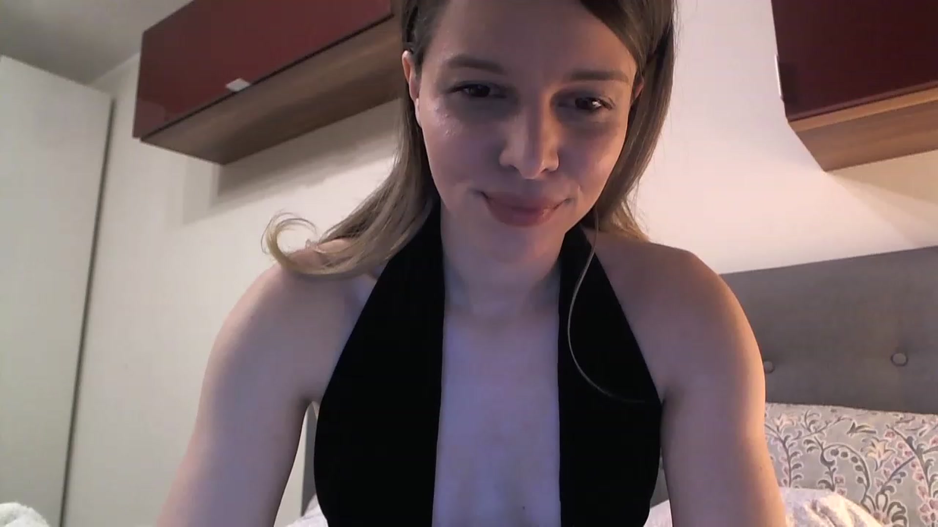 Gallery image thumbnail from Heaven_hot's myfreecams stream on, 01/30/2023, 18:41 image 9 of 20