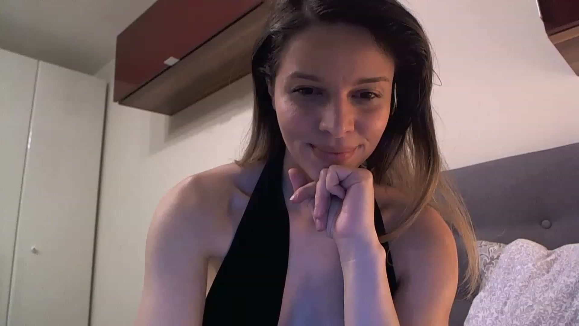 Gallery image thumbnail from Heaven_hot's myfreecams stream on, 01/30/2023, 18:41 image 12 of 20
