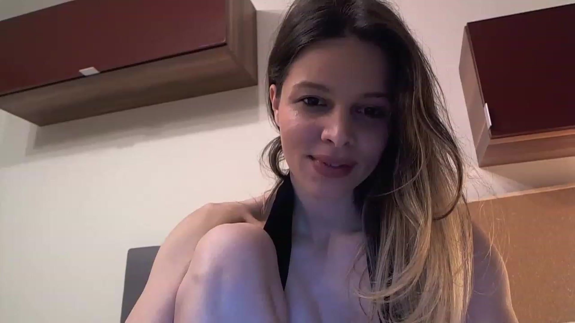 Gallery image thumbnail from Heaven_hot's myfreecams stream on, 02/04/2023, 14:39 image 4 of 20