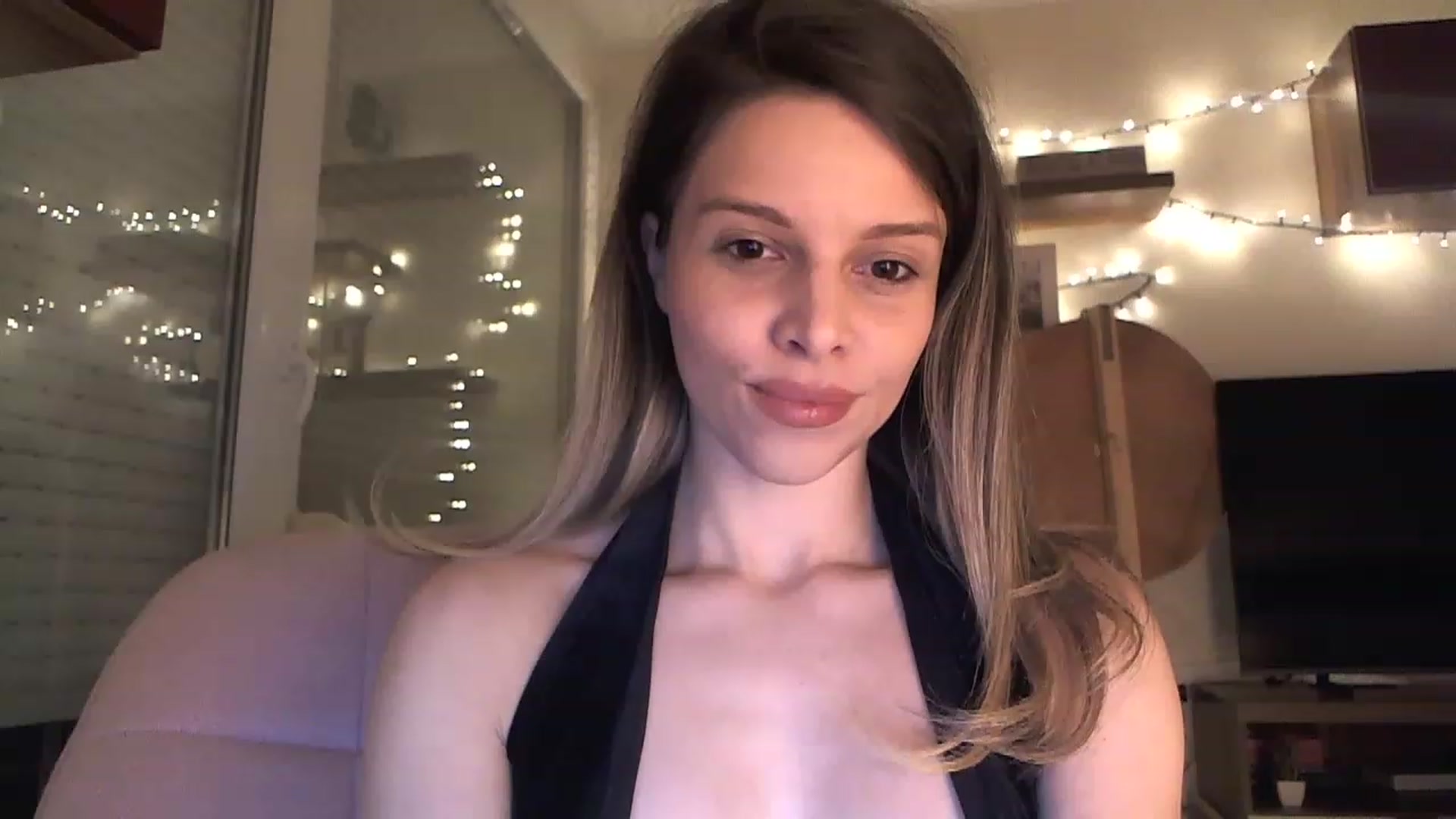 Gallery image thumbnail from Heaven_hot's myfreecams stream on, 02/13/2023, 18:00 image 1 of 20