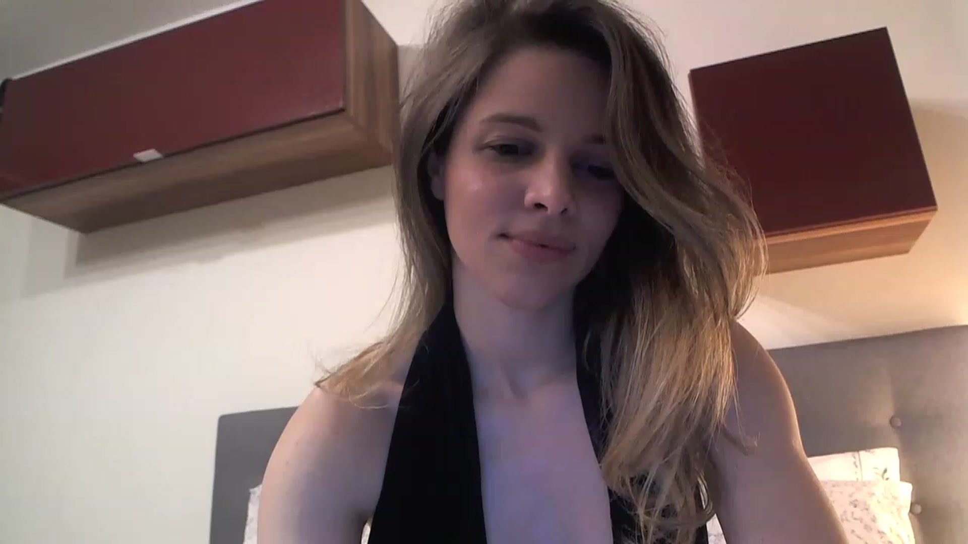 Gallery image thumbnail from Heaven_hot's myfreecams stream on, 02/13/2023, 18:00 image 19 of 20