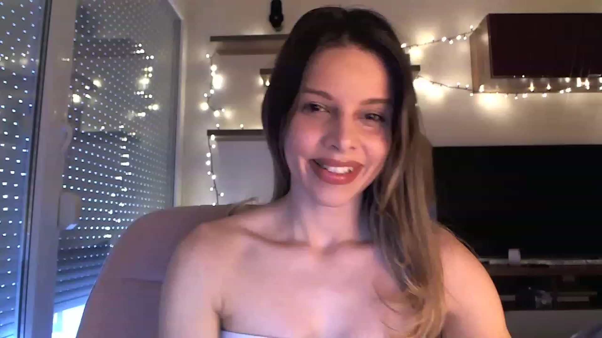 Gallery image thumbnail from Heaven_hot's myfreecams stream on, 02/15/2023, 15:15 image 2 of 20