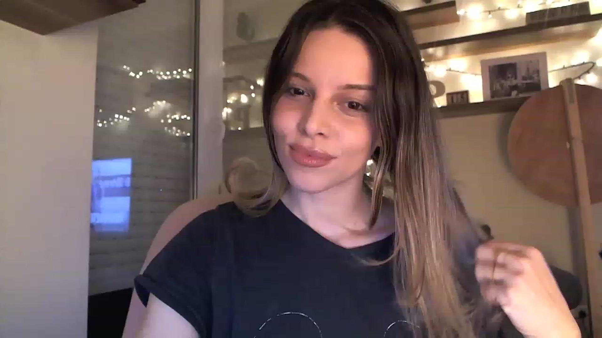 Gallery image thumbnail from Heaven_hot's myfreecams stream on, 02/15/2023, 18:24 image 1 of 20
