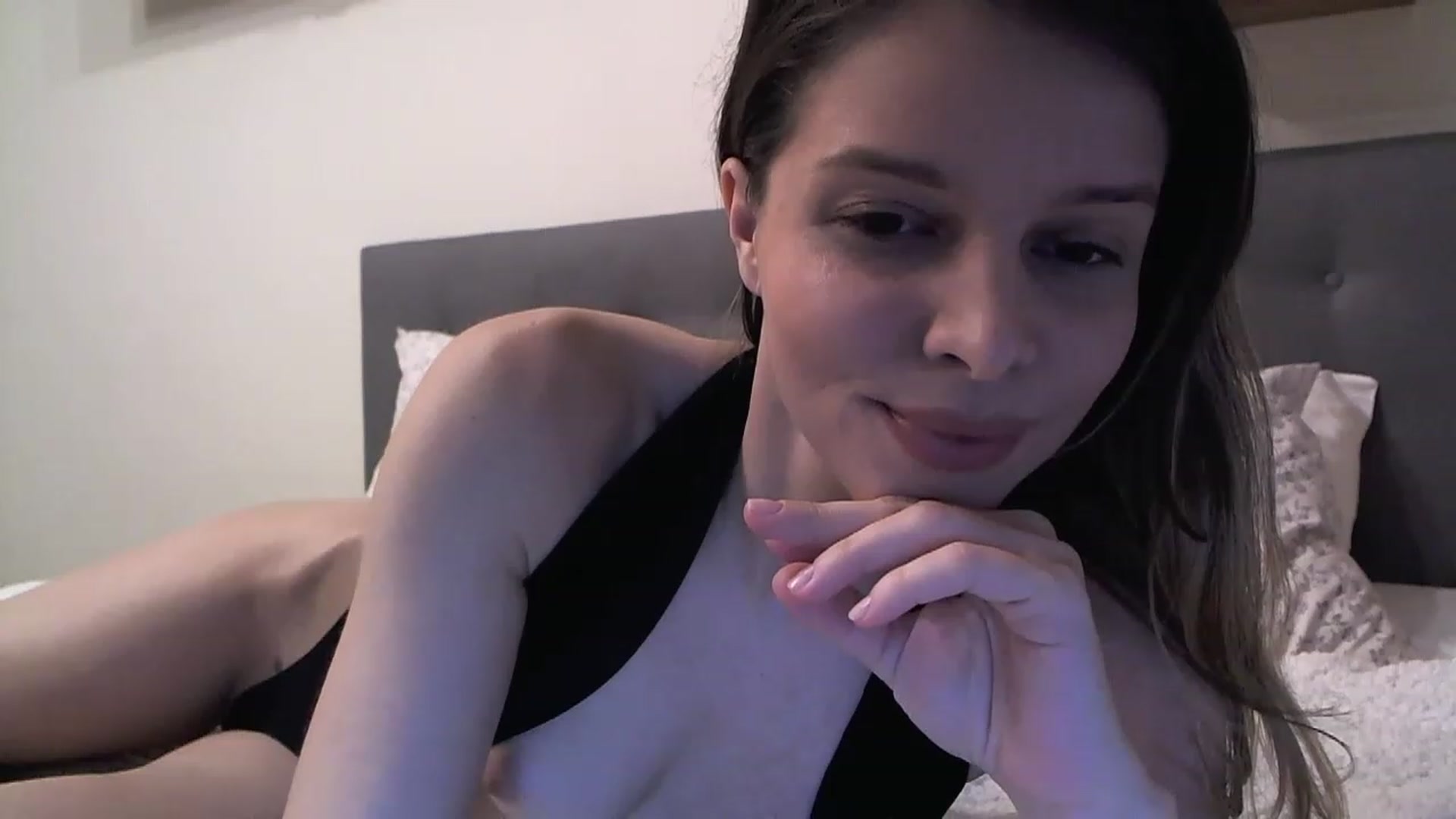 Gallery image thumbnail from Heaven_hot's myfreecams stream on, 02/18/2023, 15:44 image 3 of 20