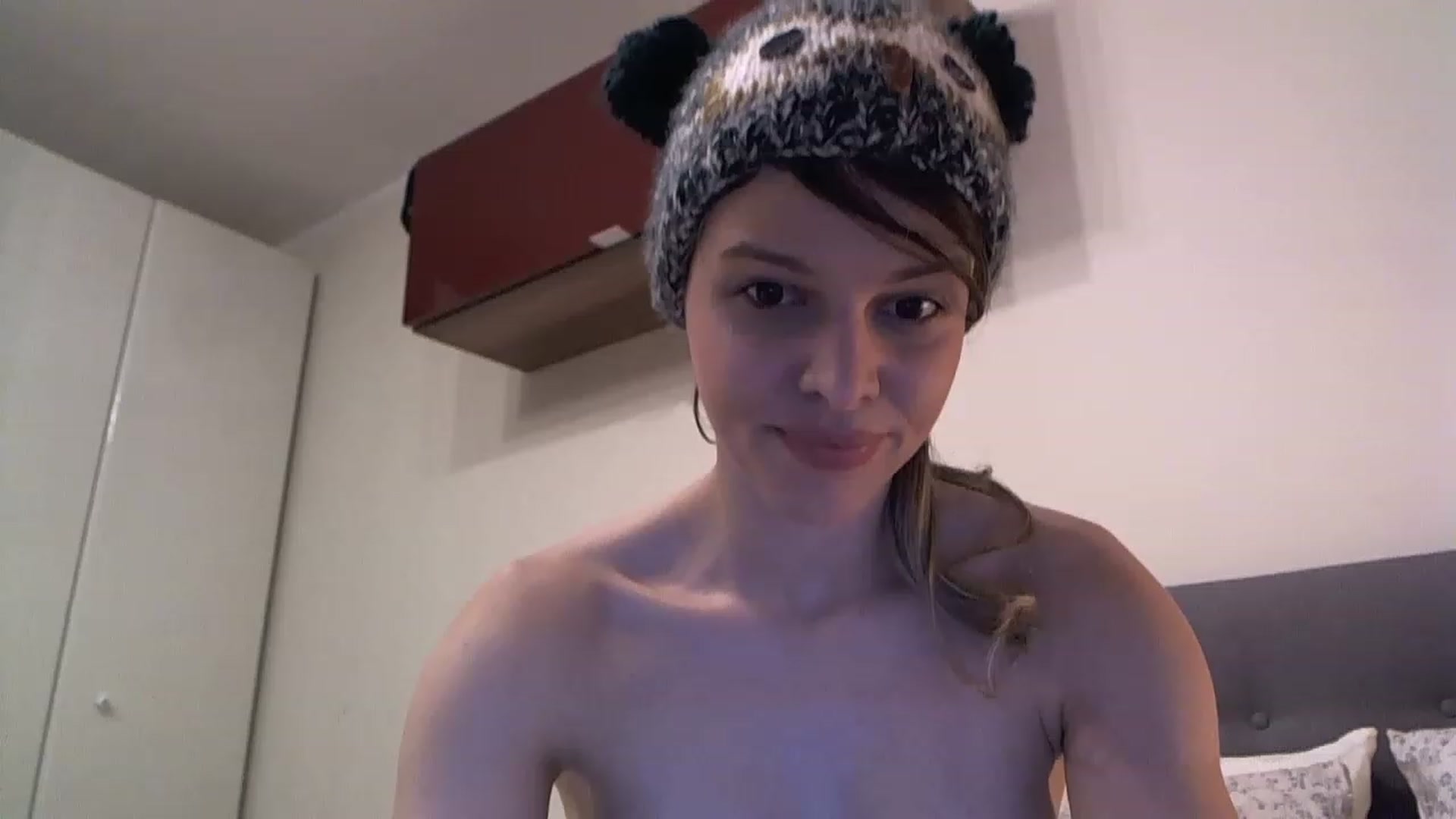 Gallery image thumbnail from Heaven_hot's myfreecams stream on, 02/19/2023, 14:49 image 14 of 20