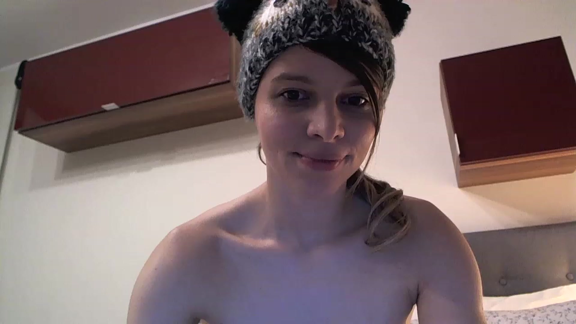 Gallery image thumbnail from Heaven_hot's myfreecams stream on, 02/19/2023, 16:05 image 9 of 20