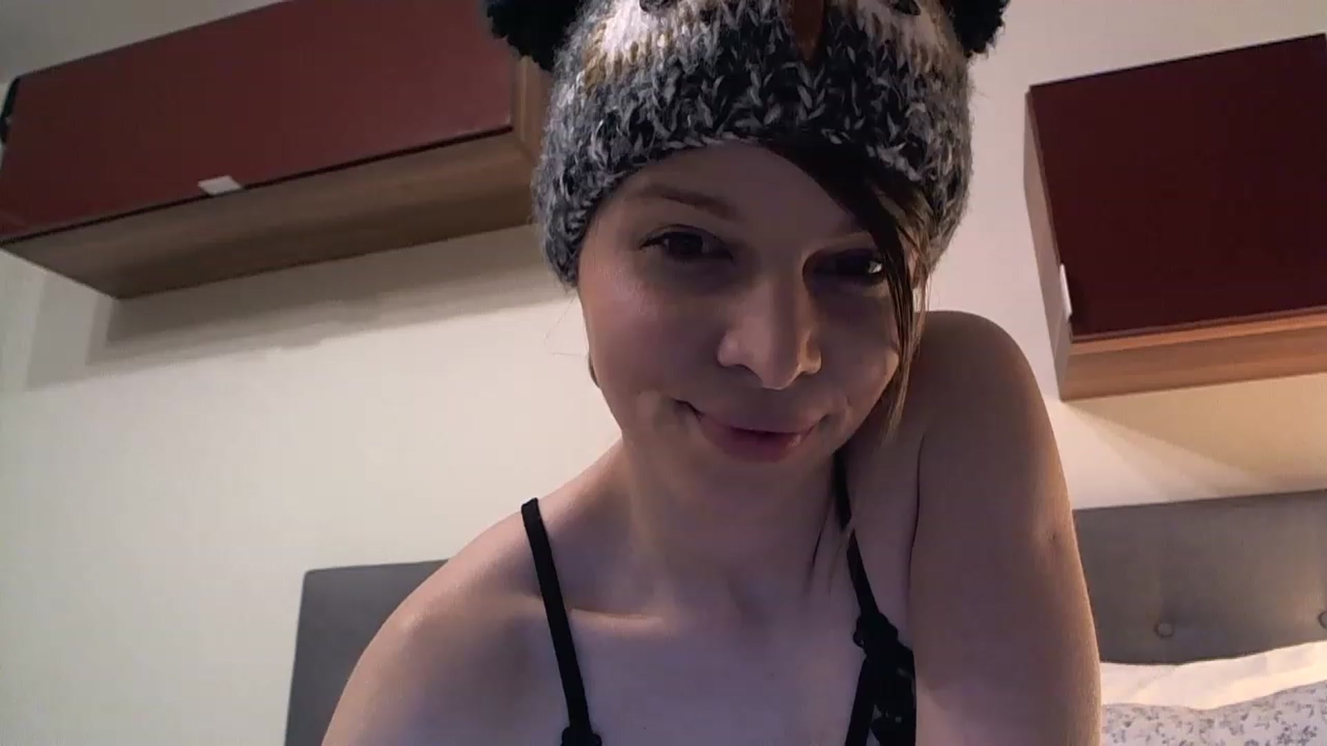 Gallery image thumbnail from Heaven_hot's myfreecams stream on, 02/19/2023, 16:05 image 19 of 20