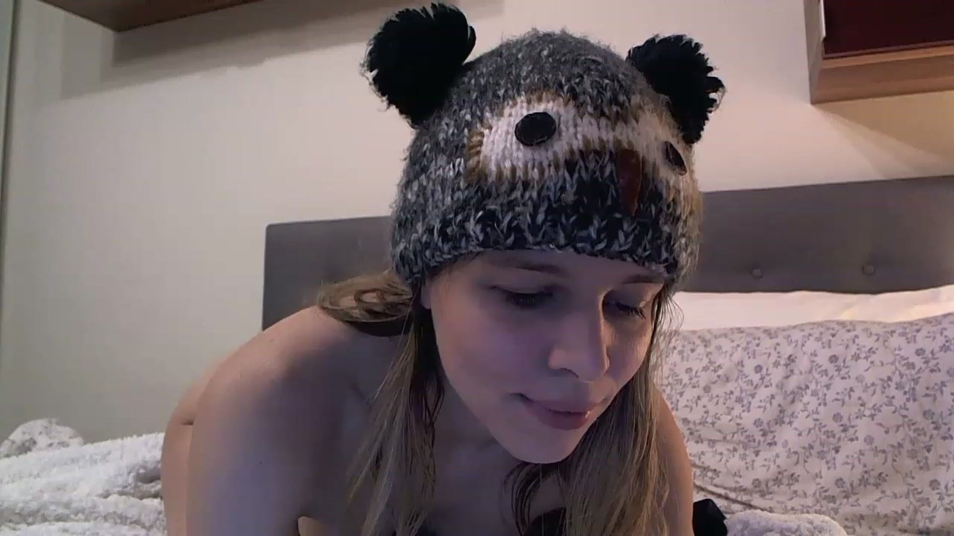 Gallery image thumbnail from Heaven_hot's myfreecams stream on, 02/19/2023, 17:26 image 10 of 20