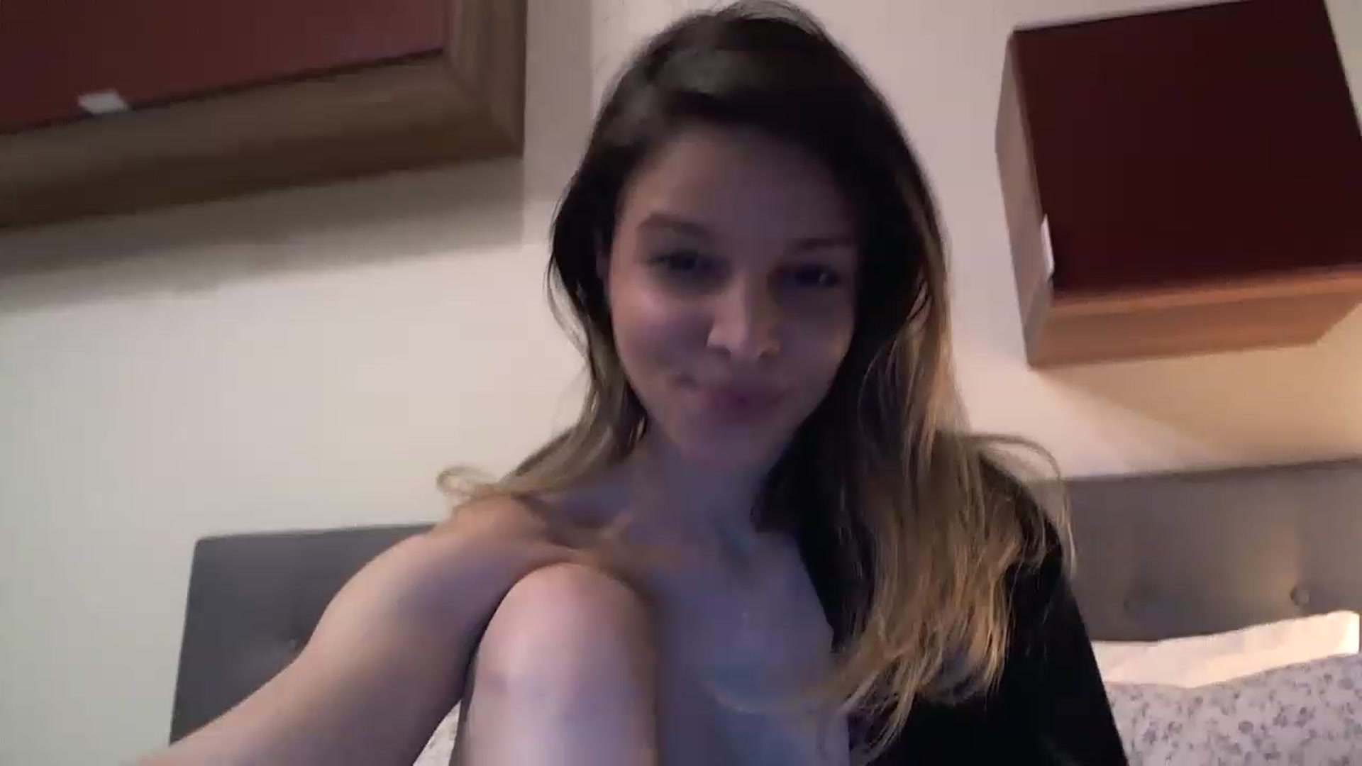 Gallery image thumbnail from Heaven_hot's myfreecams stream on, 02/19/2023, 17:26 image 4 of 20