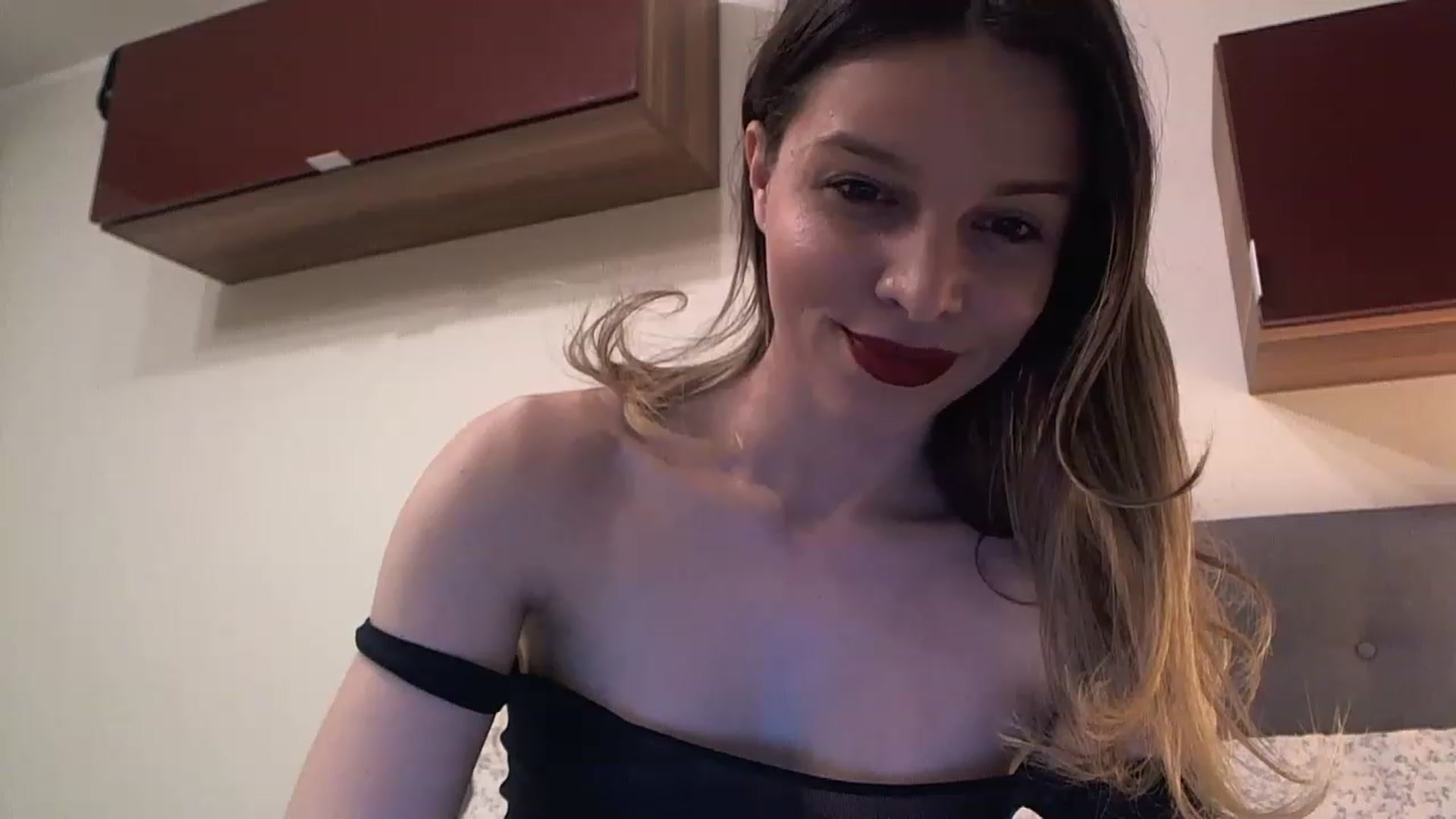 Gallery image thumbnail from Heaven_hot's myfreecams stream on, 02/25/2023, 15:35 image 11 of 20