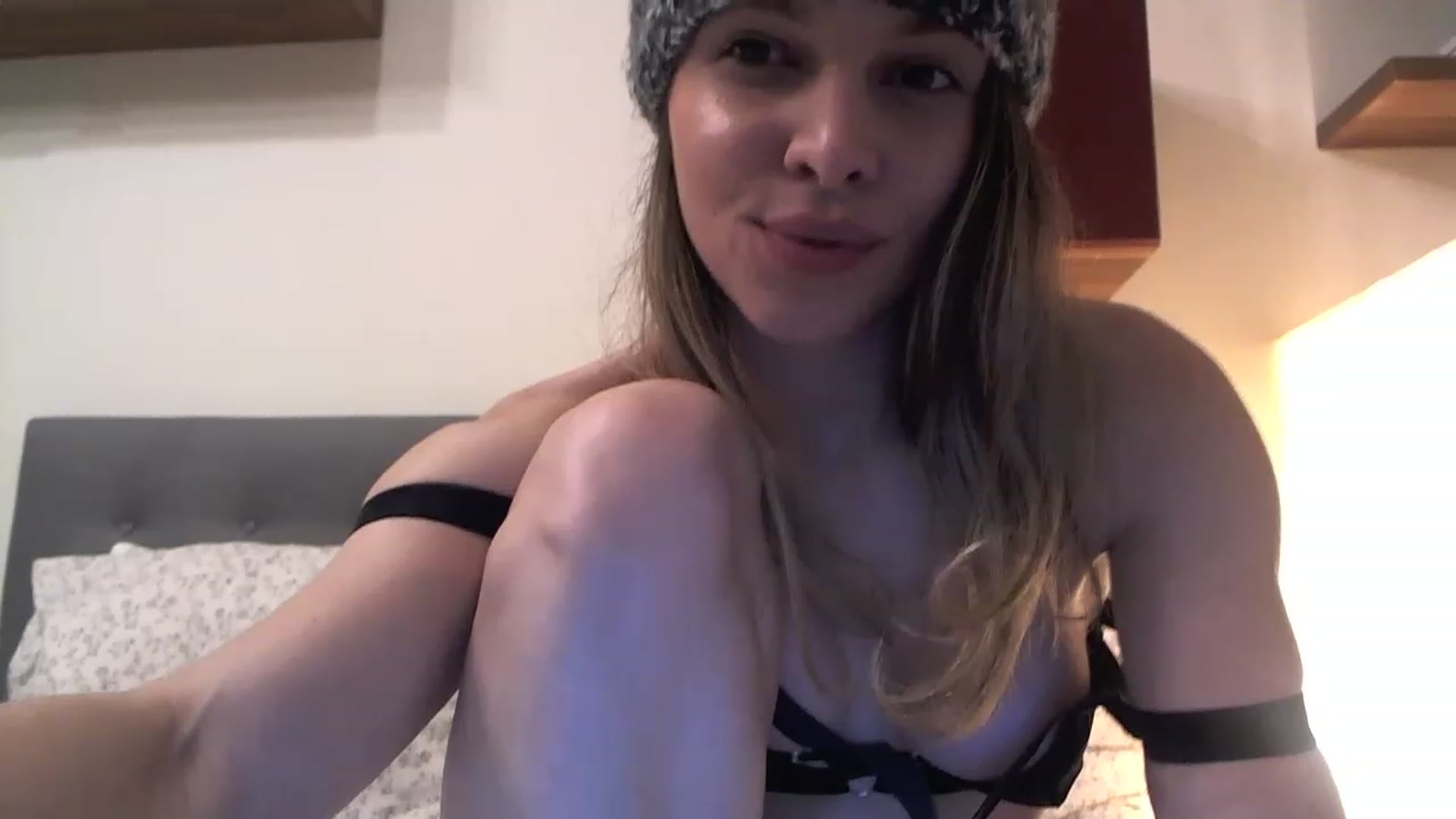Gallery image thumbnail from Heaven_hot's myfreecams stream on, 02/26/2023, 14:34 image 20 of 20