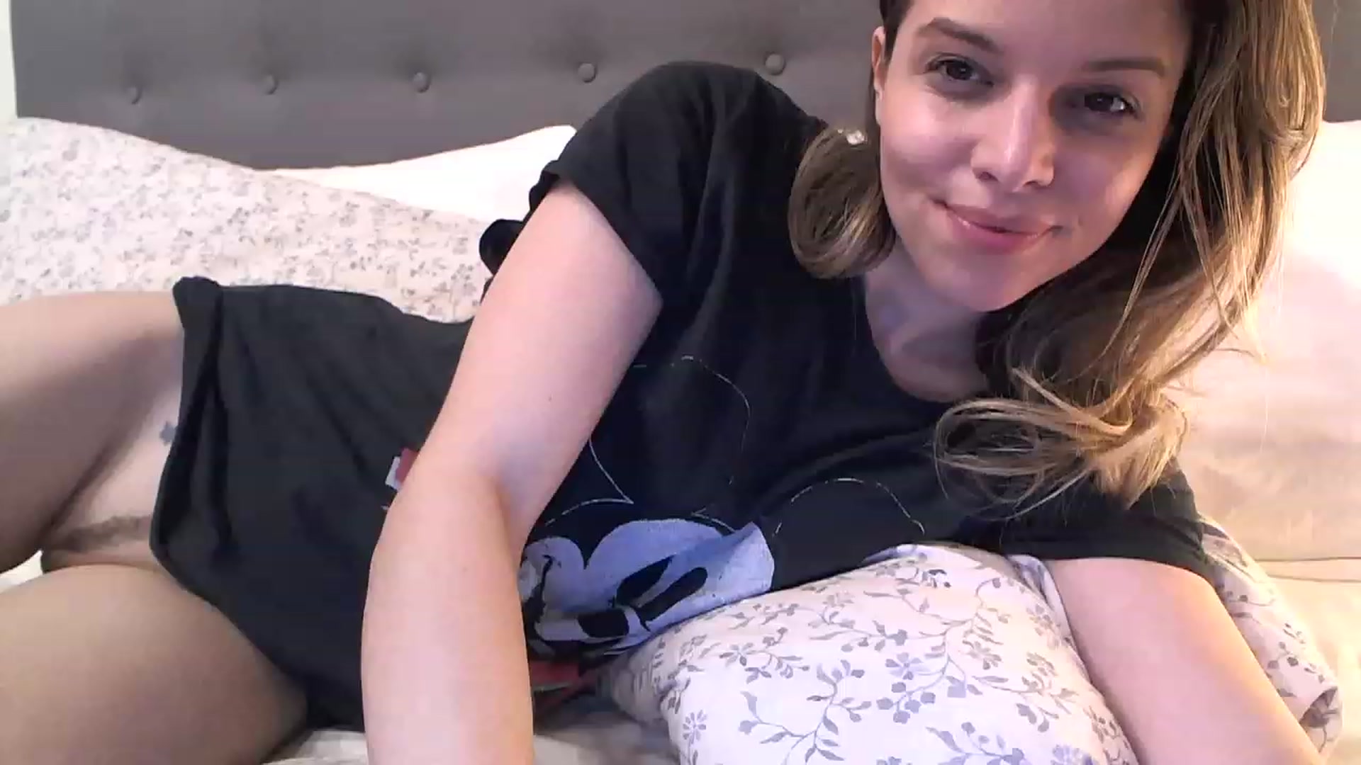 Gallery image thumbnail from Heaven_hot's myfreecams stream on, 03/04/2023, 16:29 image 12 of 20
