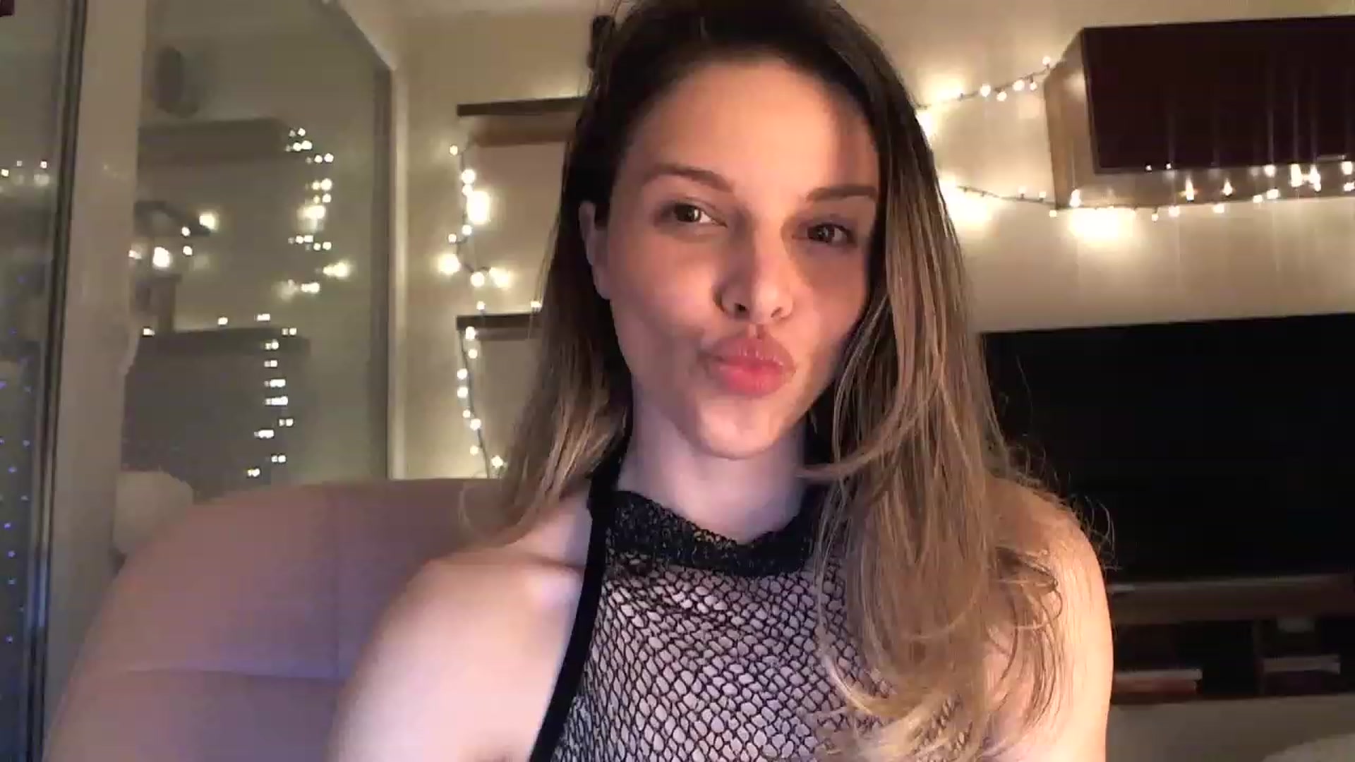 Gallery image thumbnail from Heaven_hot's myfreecams stream on, 03/05/2023, 16:21 image 9 of 20