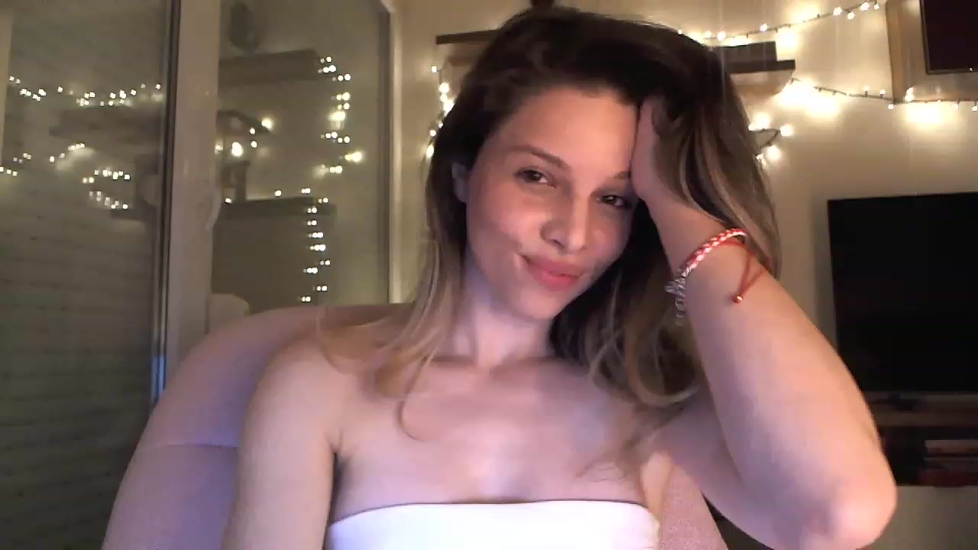 Gallery image thumbnail from Heaven_hot's myfreecams stream on, 03/07/2023, 18:19 image 10 of 20