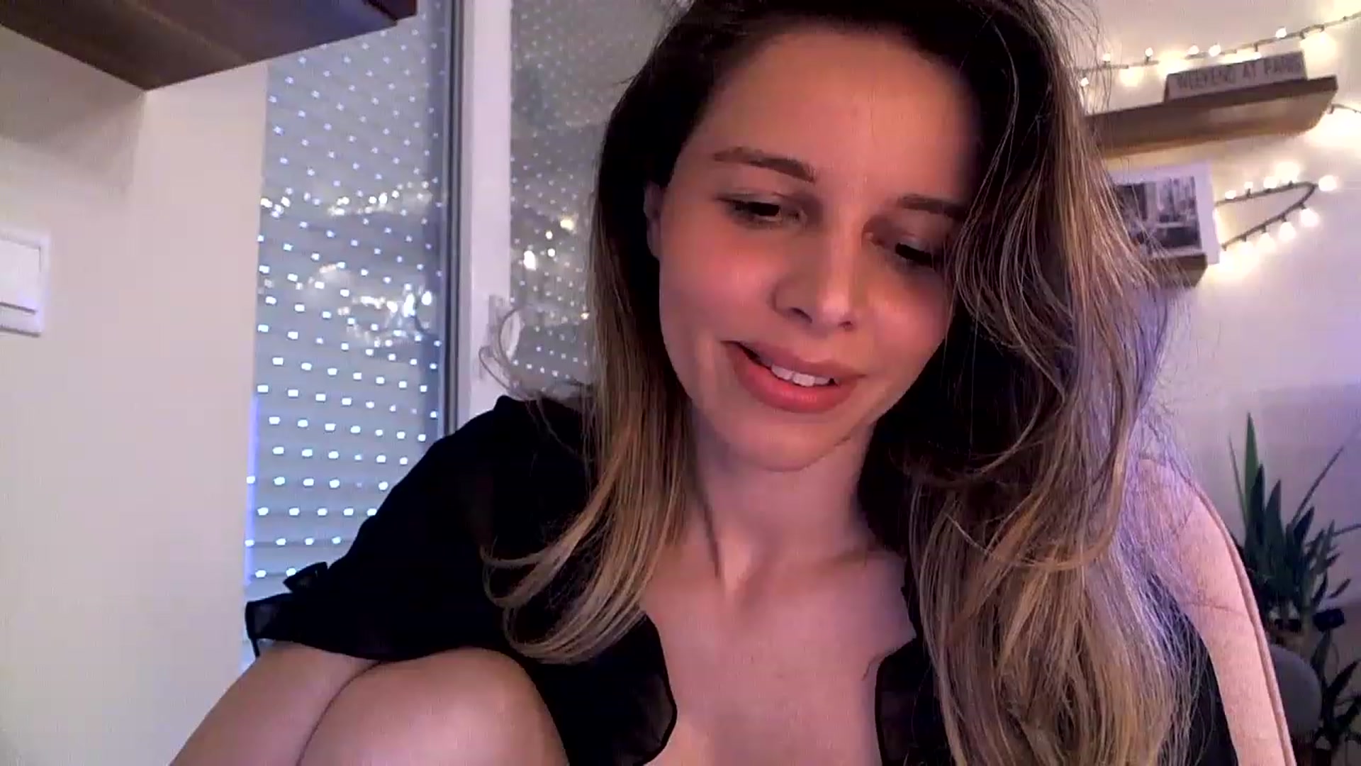 Gallery image thumbnail from Heaven_hot's myfreecams stream on, 03/09/2023, 15:13 image 13 of 20