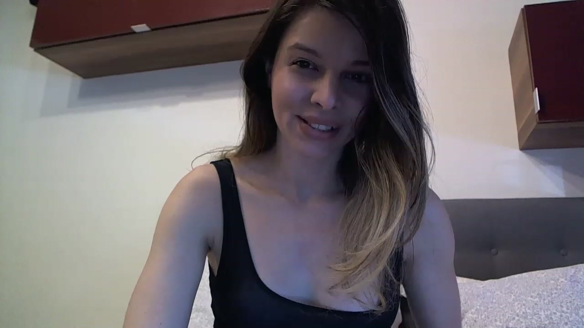 Gallery image thumbnail from Heaven_hot's myfreecams stream on, 03/17/2023, 12:59 image 12 of 20