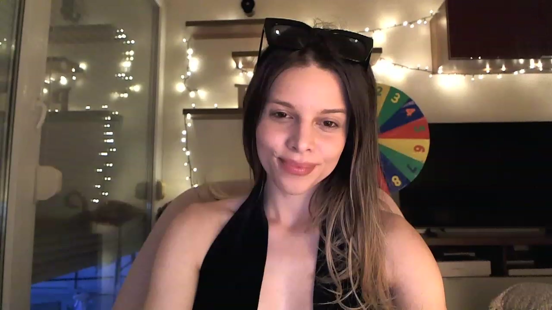 Gallery image thumbnail from Heaven_hot's myfreecams stream on, 03/19/2023, 18:05 image 7 of 20
