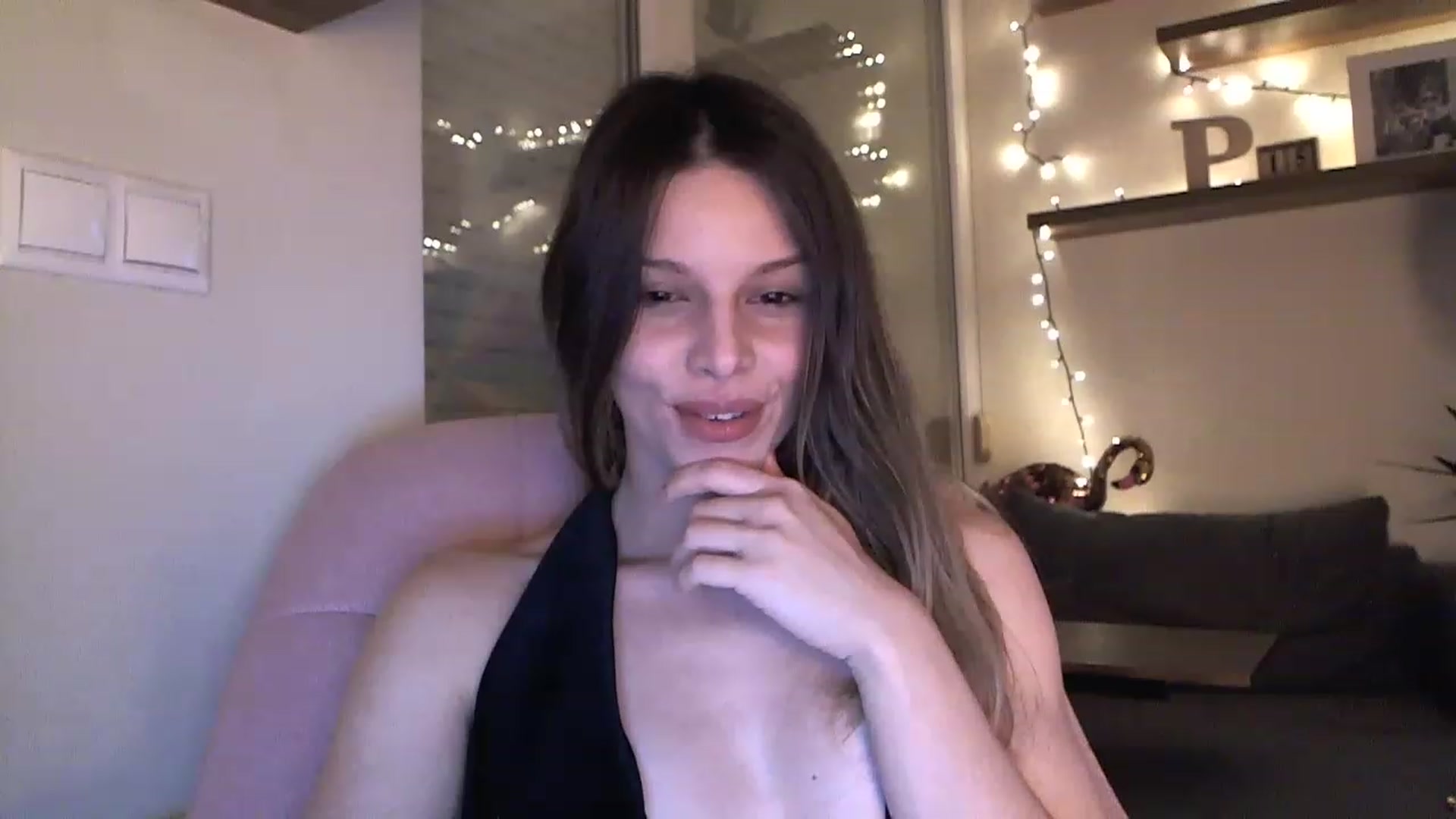 Gallery image thumbnail from Heaven_hot's myfreecams stream on, 03/23/2023, 18:44 image 19 of 20