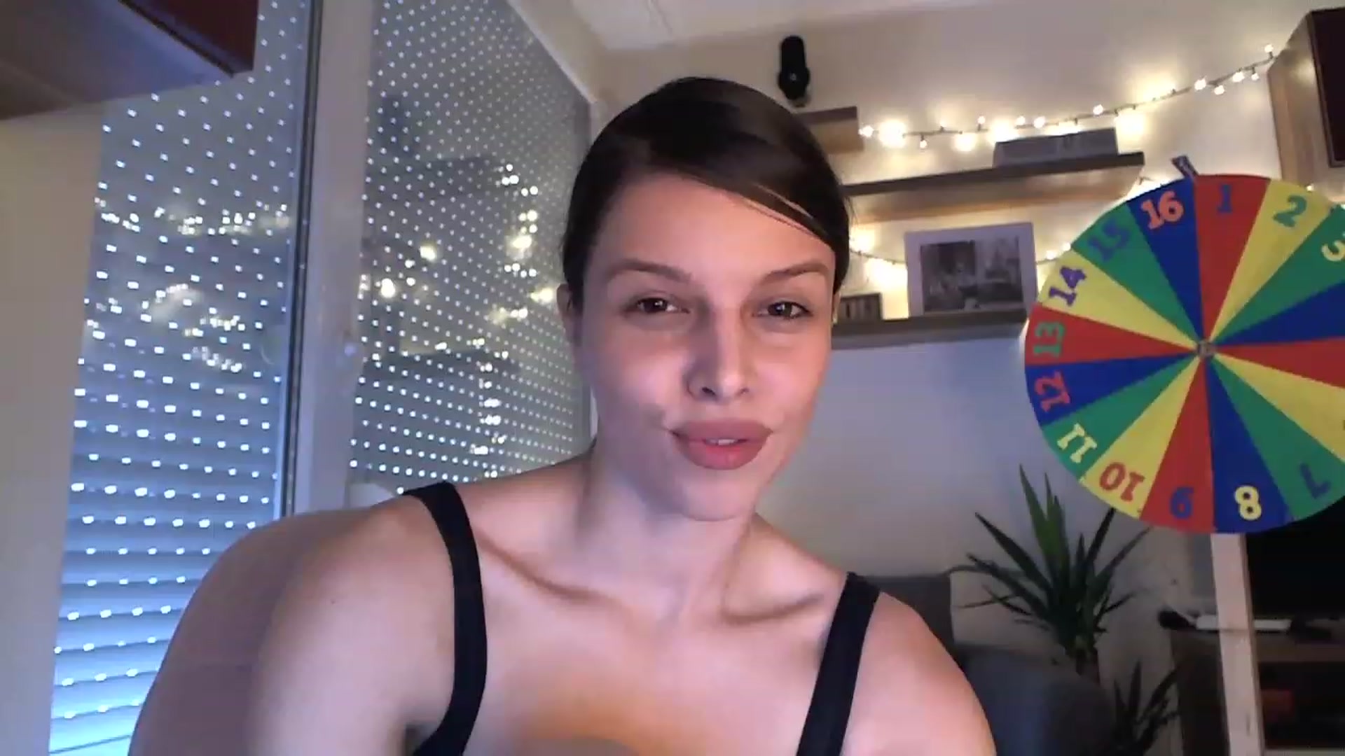 Gallery image thumbnail from Heaven_hot's myfreecams stream on, 03/25/2023, 13:27 image 16 of 20