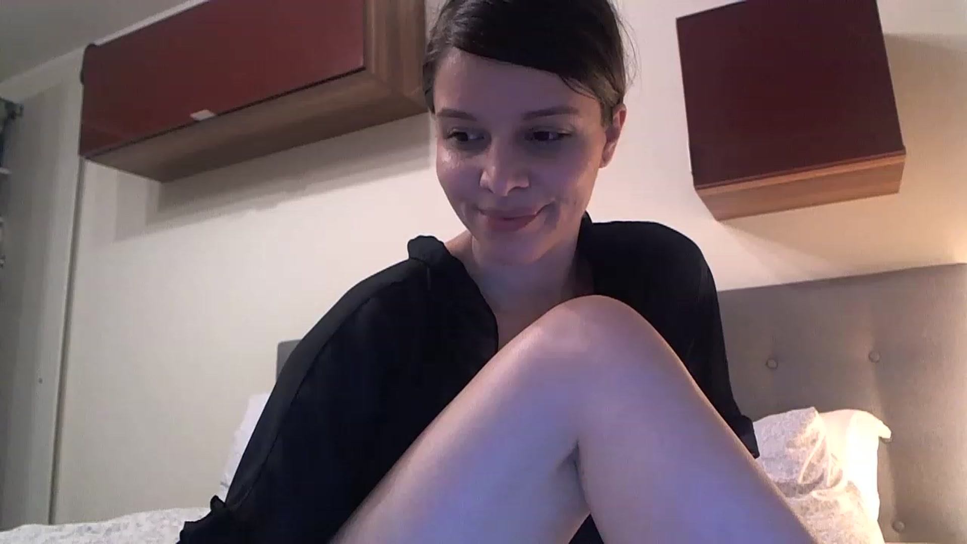 Gallery image thumbnail from Heaven_hot's myfreecams stream on, 03/26/2023, 16:30 image 7 of 20