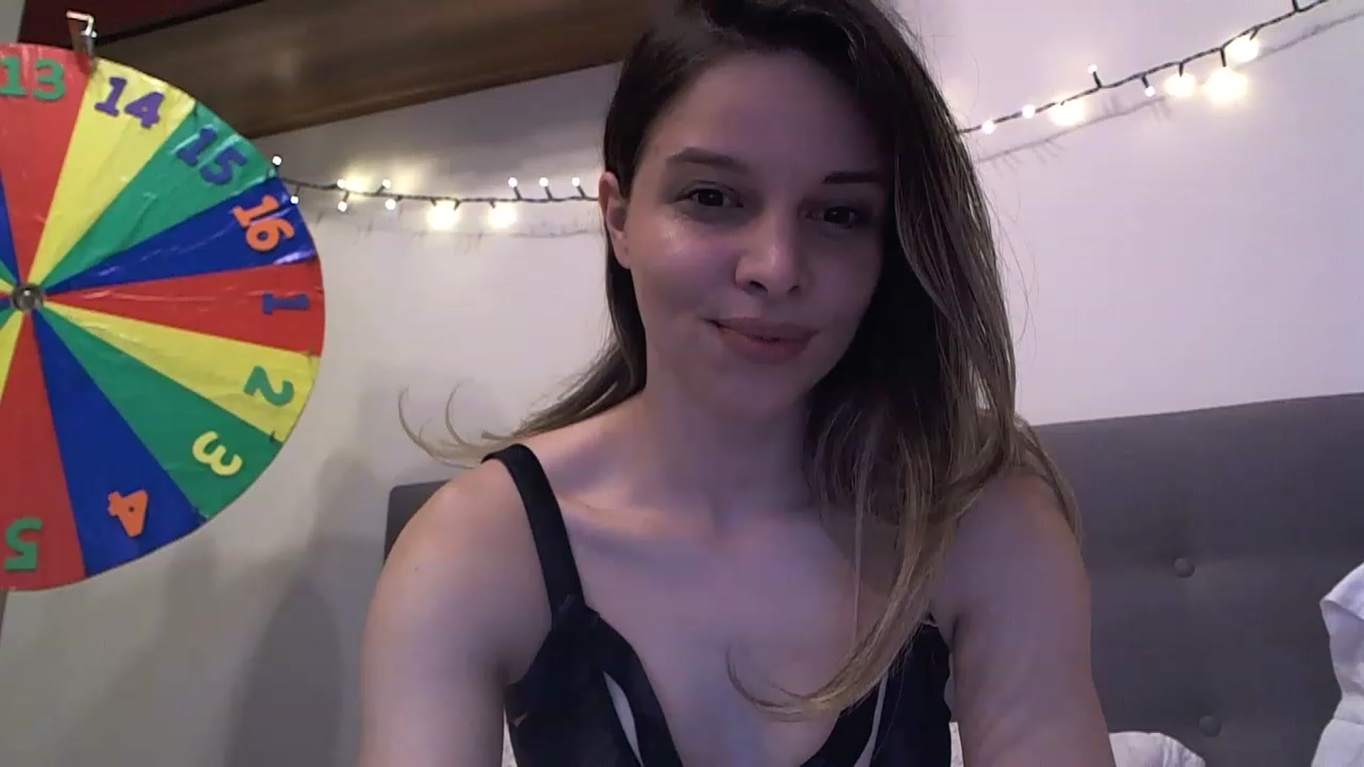 Gallery image thumbnail from Heaven_hot's myfreecams stream on, 04/01/2023, 17:02 image 8 of 20